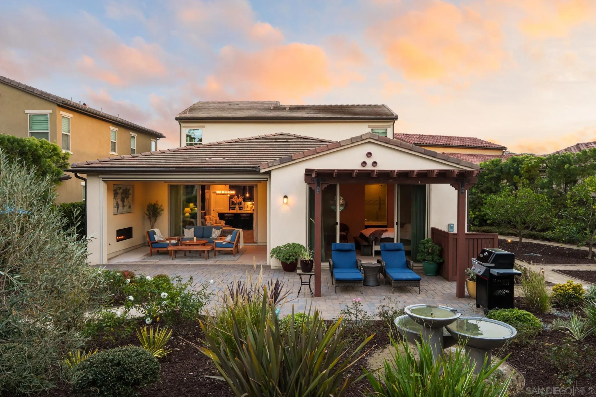 https://cdn.realtyfeed.com/cdn/127/260003550/8e1c3b7a662d2892b47da87d8be00745.webp