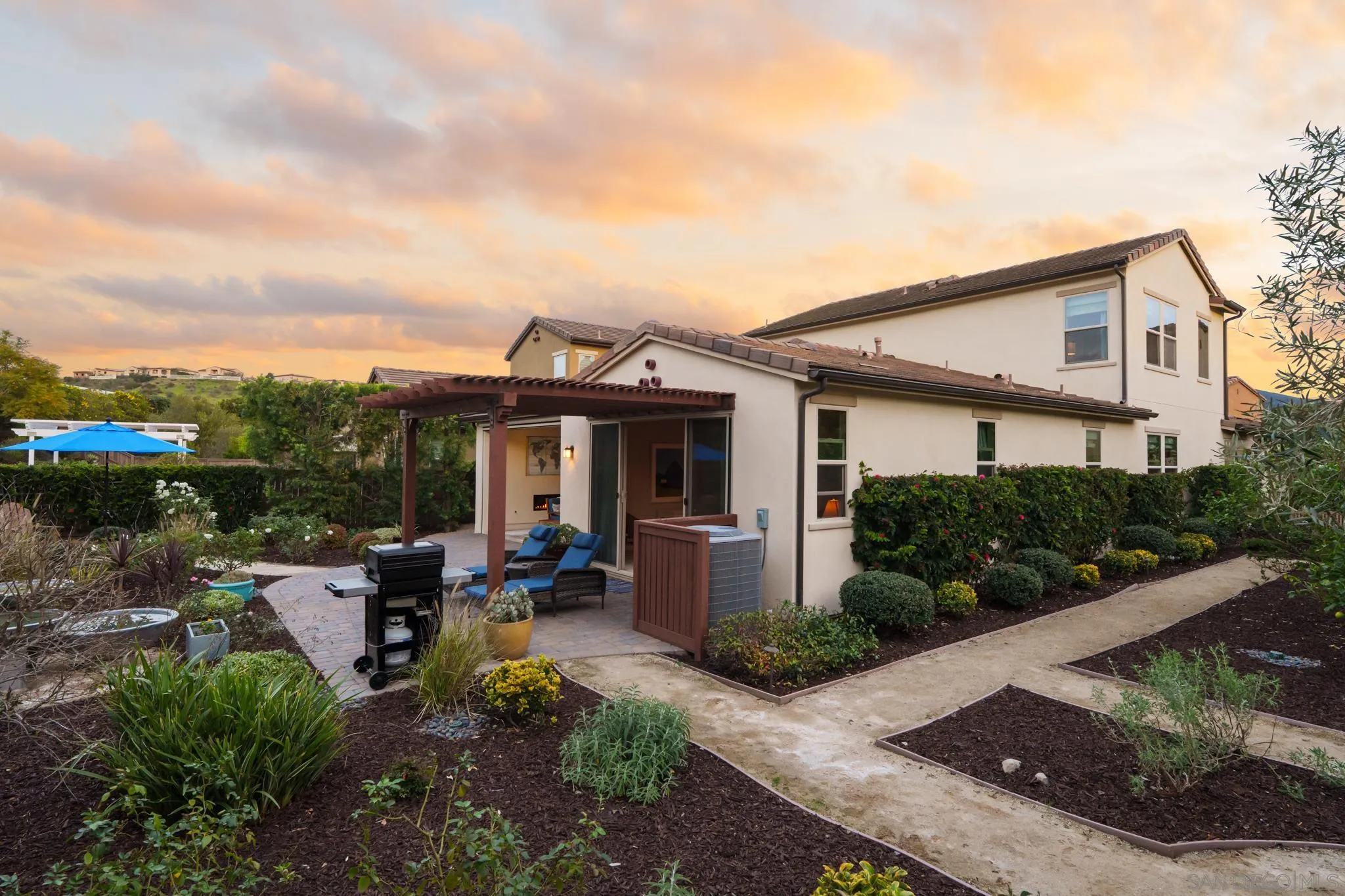 https://cdn.realtyfeed.com/cdn/127/260003550/9fd5e51d3b515340eb732f4f0d391312.webp