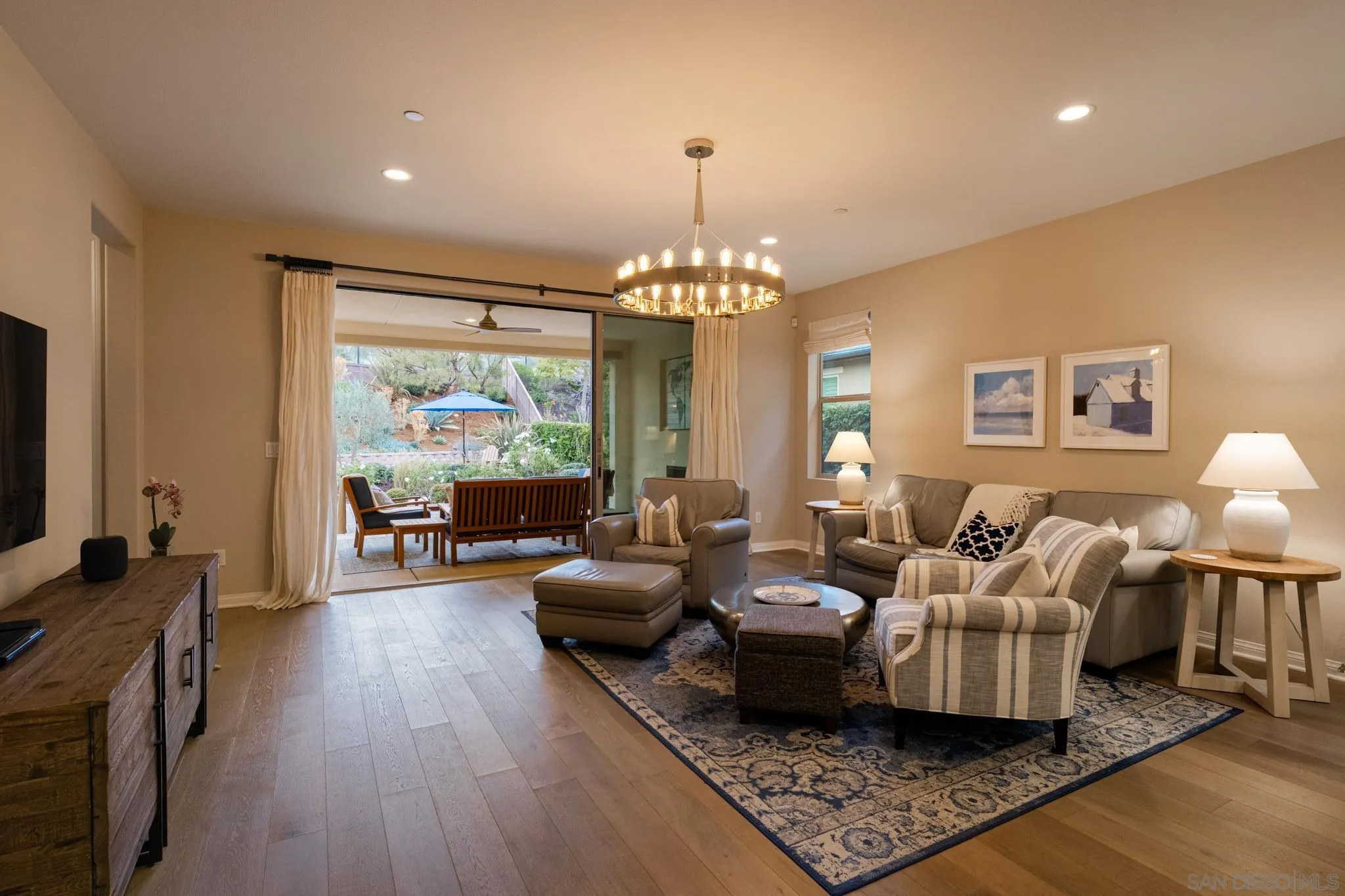 https://cdn.realtyfeed.com/cdn/127/260003550/b09fe9de50f4b2e6d914373c5f6c2b51.webp