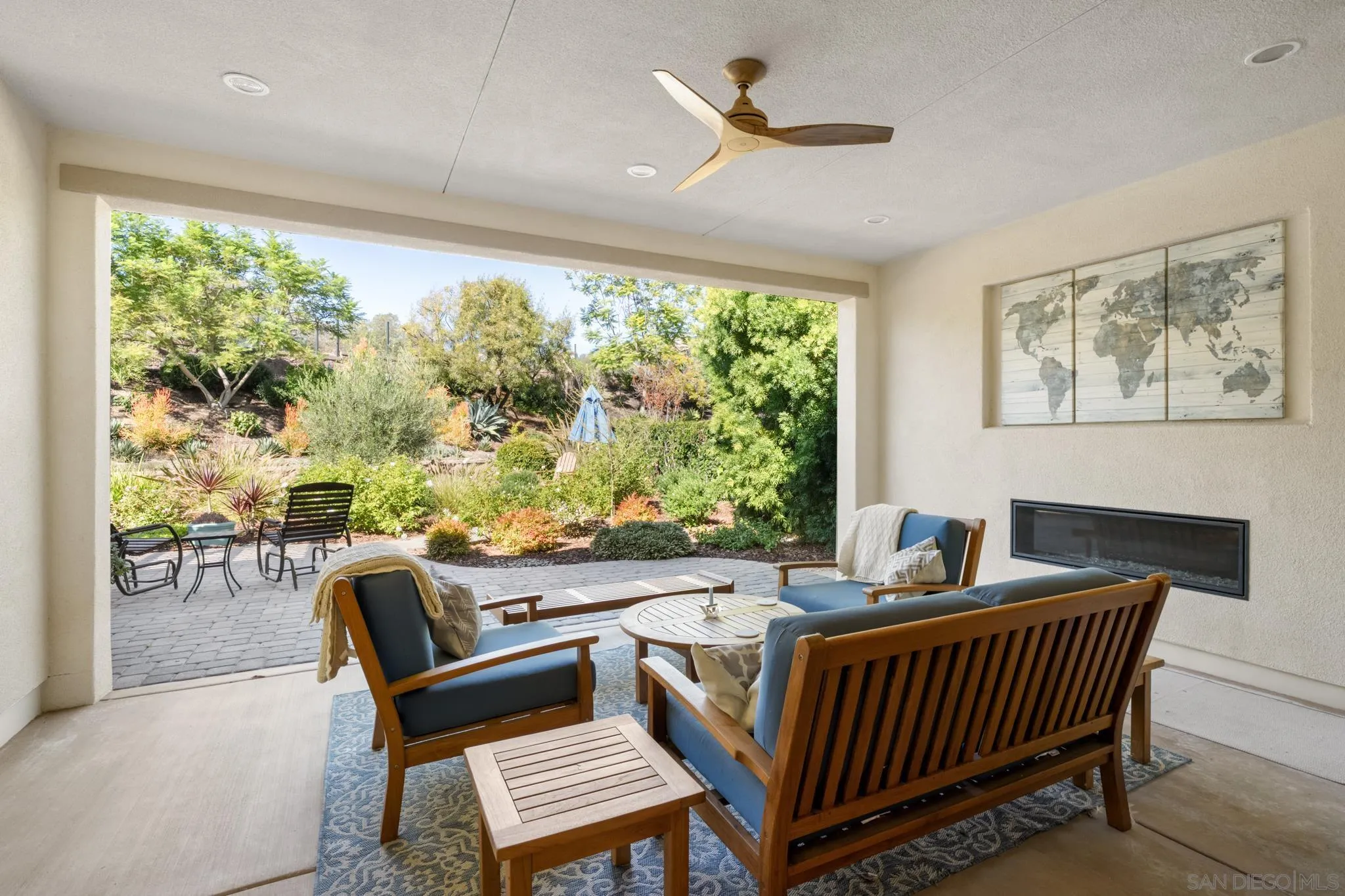 https://cdn.realtyfeed.com/cdn/127/260003550/ea600f0cfa340274f840f8d388d3b3f0.webp