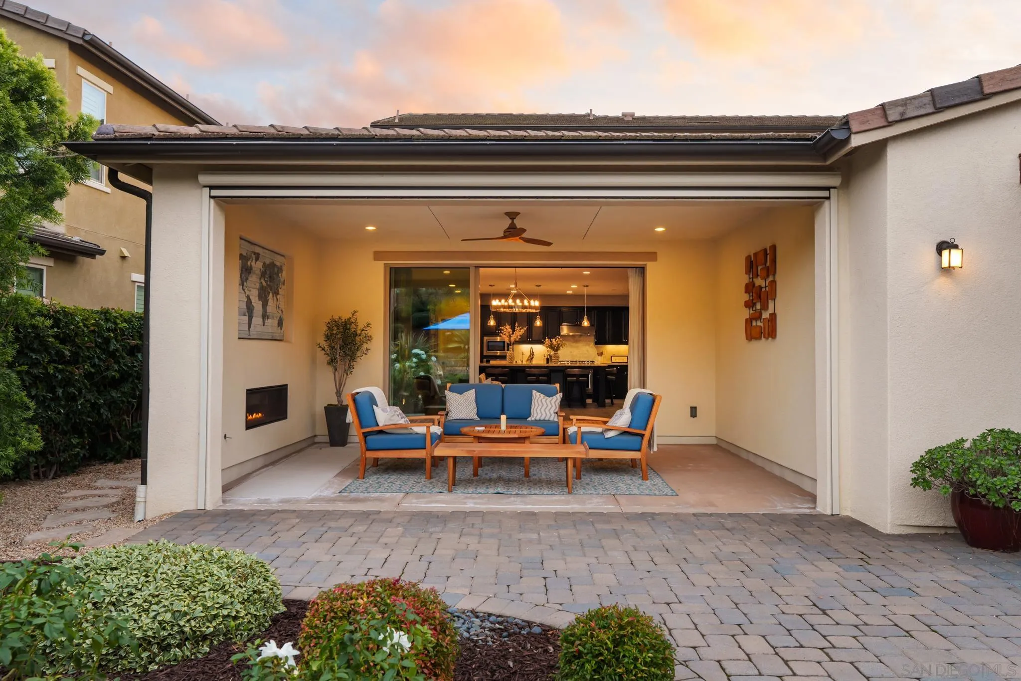 https://cdn.realtyfeed.com/cdn/127/260003550/ee760705c77339605844fdfb78704f32.webp