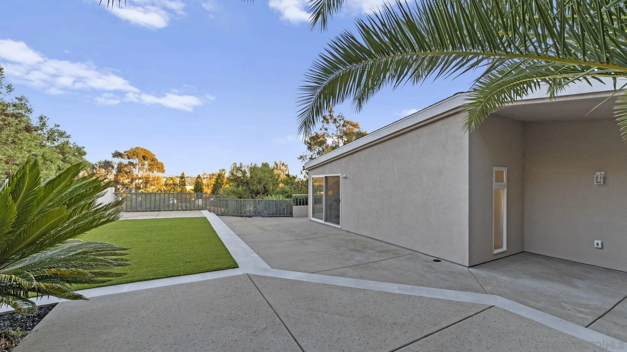 https://cdn.realtyfeed.com/cdn/127/260003558/49776256ce8eafb5335f126644bcec76.webp