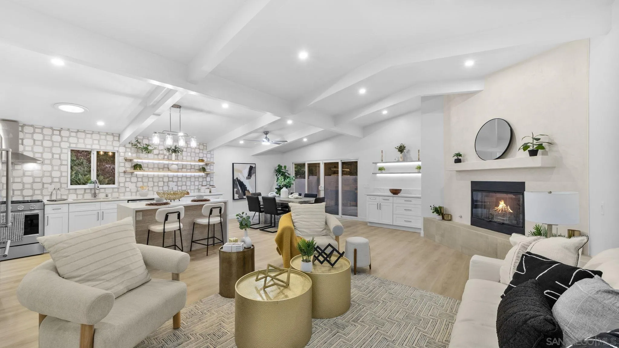 https://cdn.realtyfeed.com/cdn/127/260003558/ad739243625a965e763e8bc51d616e78.webp
