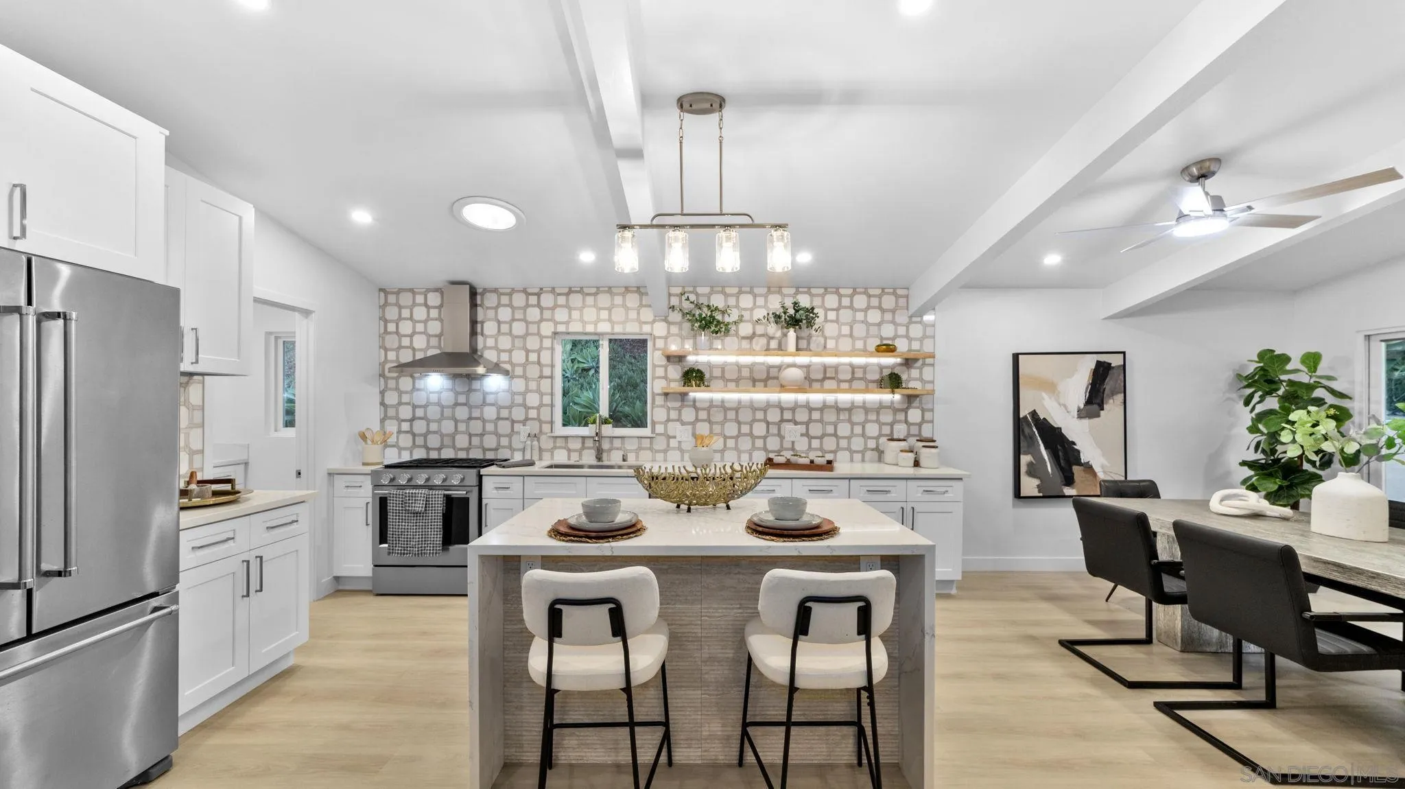 https://cdn.realtyfeed.com/cdn/127/260003558/d18cb9d3ec733a007870227f32504dee.webp