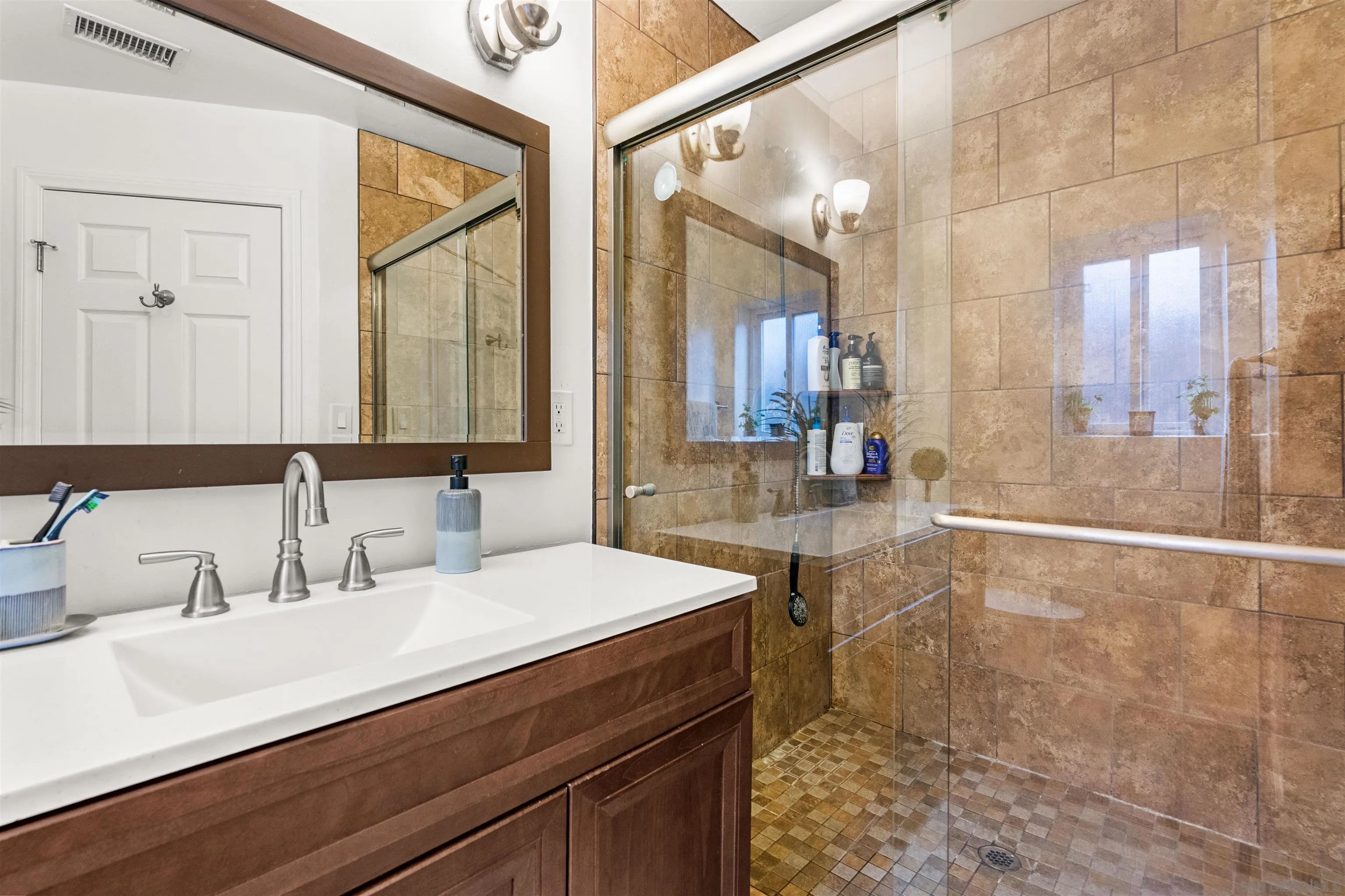 https://cdn.realtyfeed.com/cdn/127/260003562/0048cadea946531bfa6eb3a1fb1ca8ad.webp