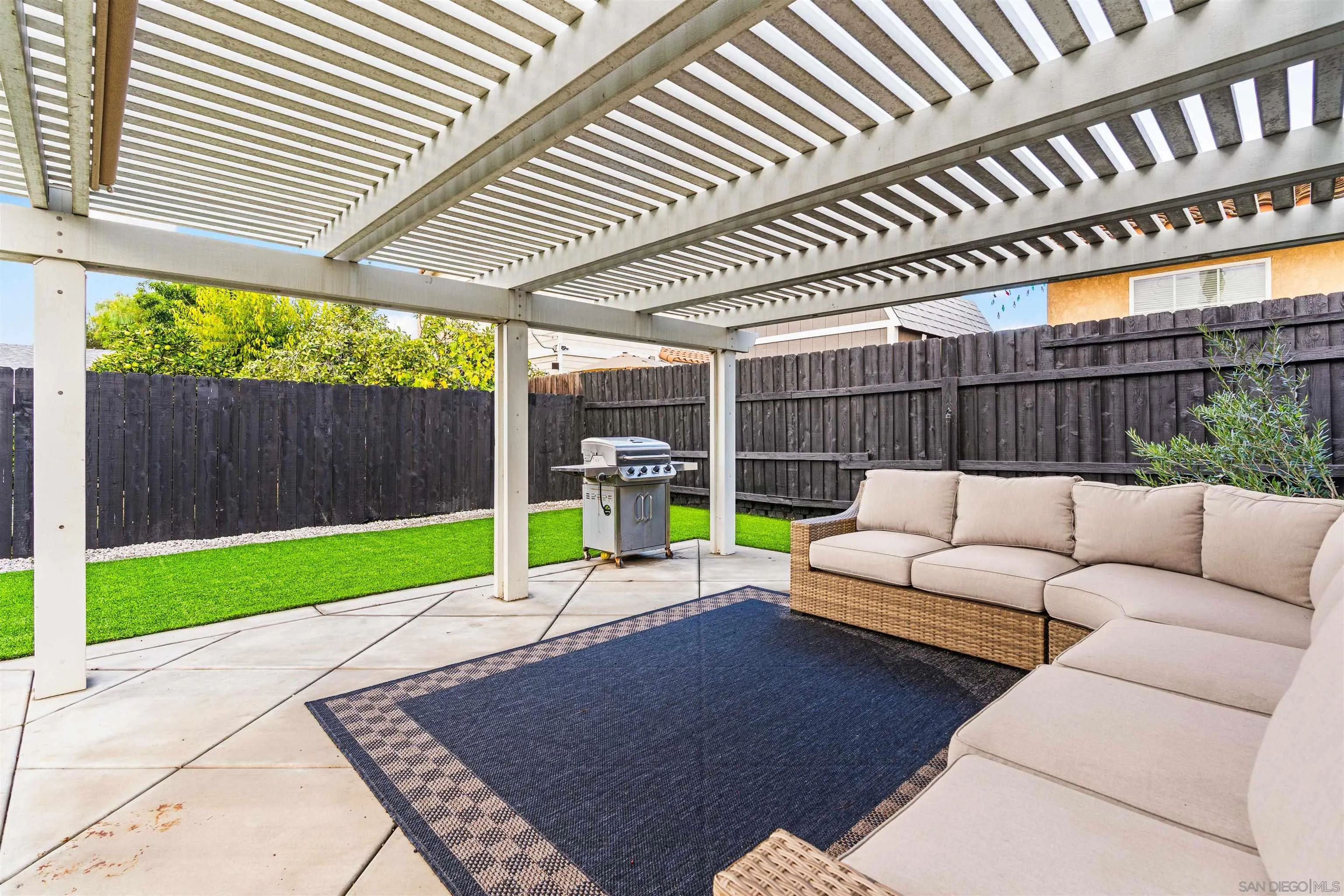 https://cdn.realtyfeed.com/cdn/127/260003562/d628d7396030ed515e32c2e51494e6b7.webp