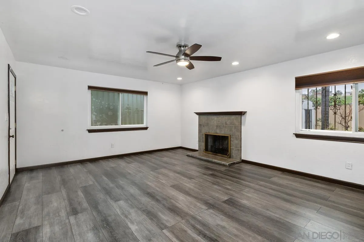 https://cdn.realtyfeed.com/cdn/127/260003565/2b278615484cc4b930866e550523f14e.webp