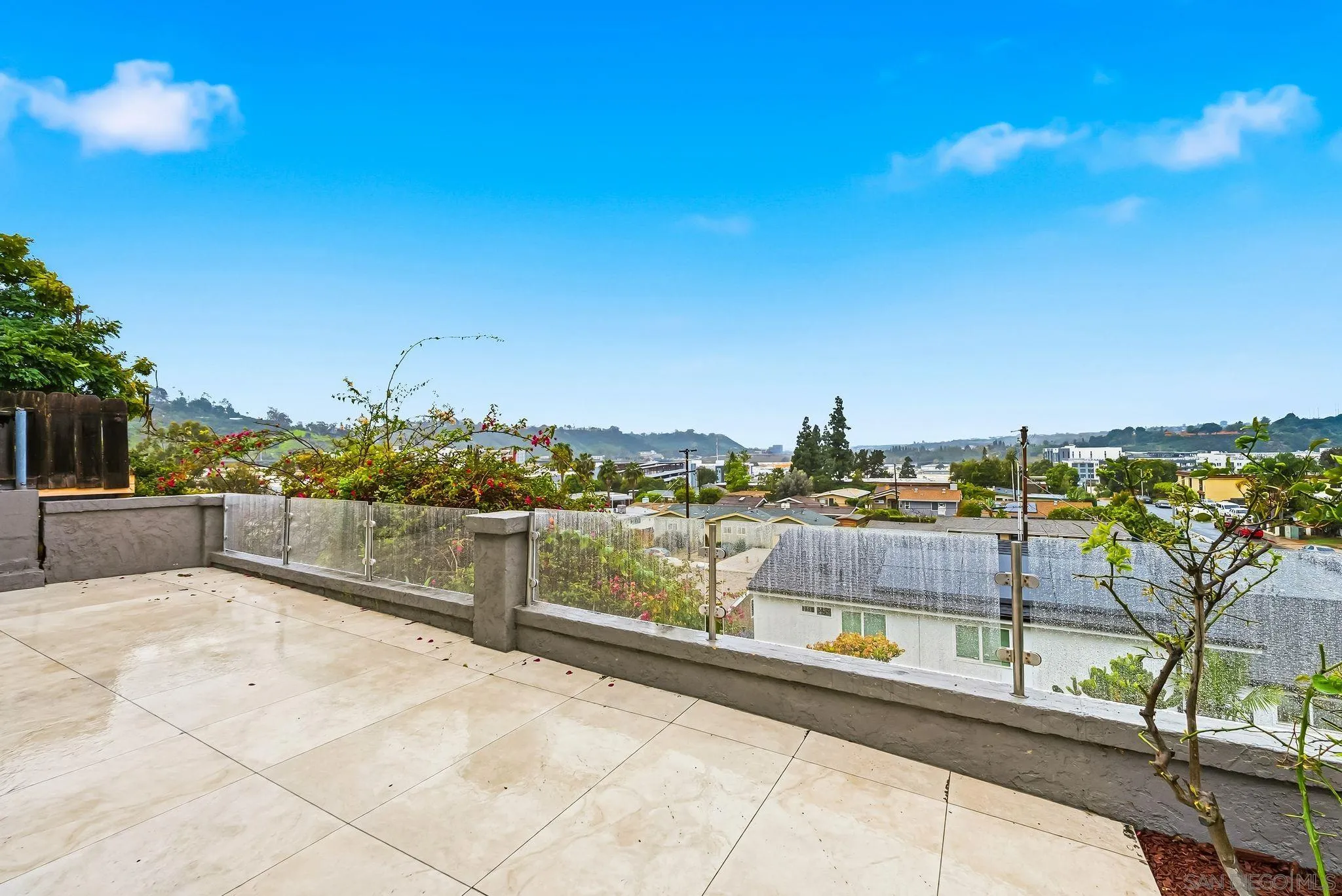 https://cdn.realtyfeed.com/cdn/127/260003569/56df8986a4cafcb92345c27942da8e28.webp