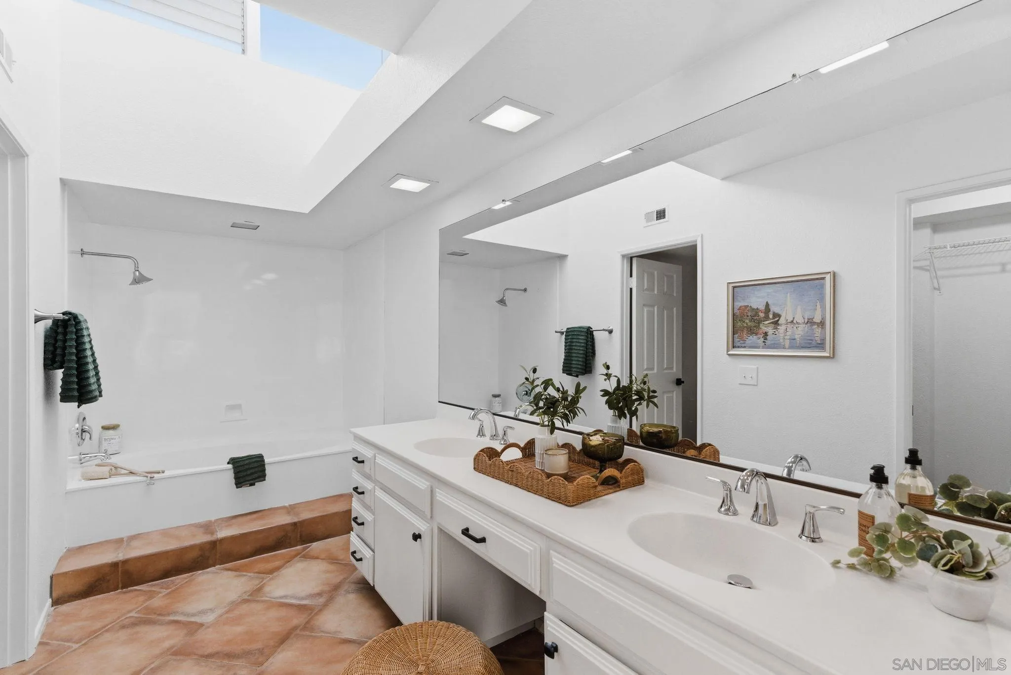 Photo #10: 260003574 Listing: Photo #10