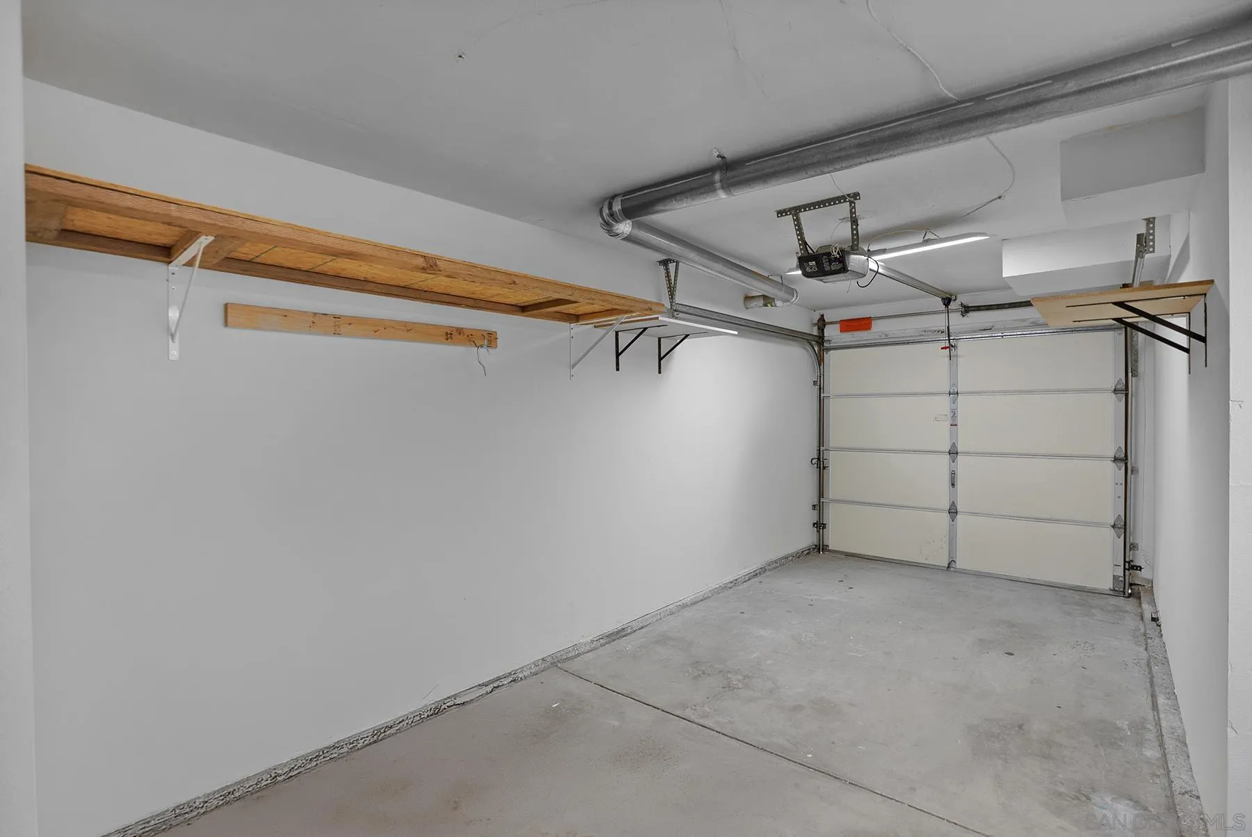 https://cdn.realtyfeed.com/cdn/127/260003578/1a37bfe84437af18bf6d7a12f5959fc5.webp