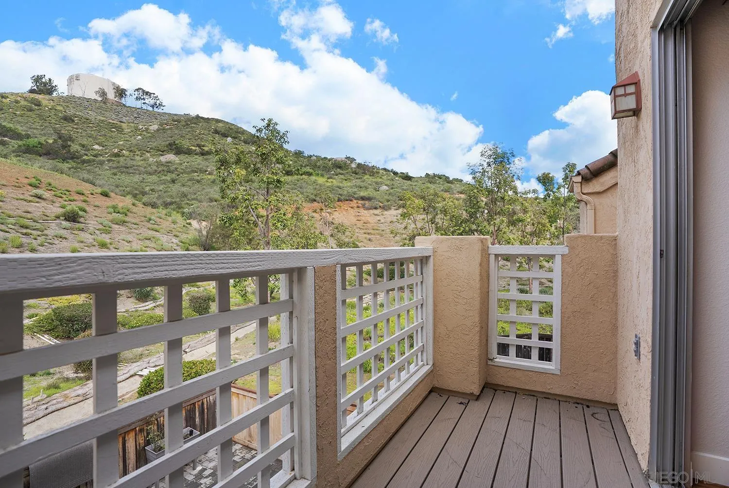 https://cdn.realtyfeed.com/cdn/127/260003578/40f6d51d8626851d885cb27592f85563.webp
