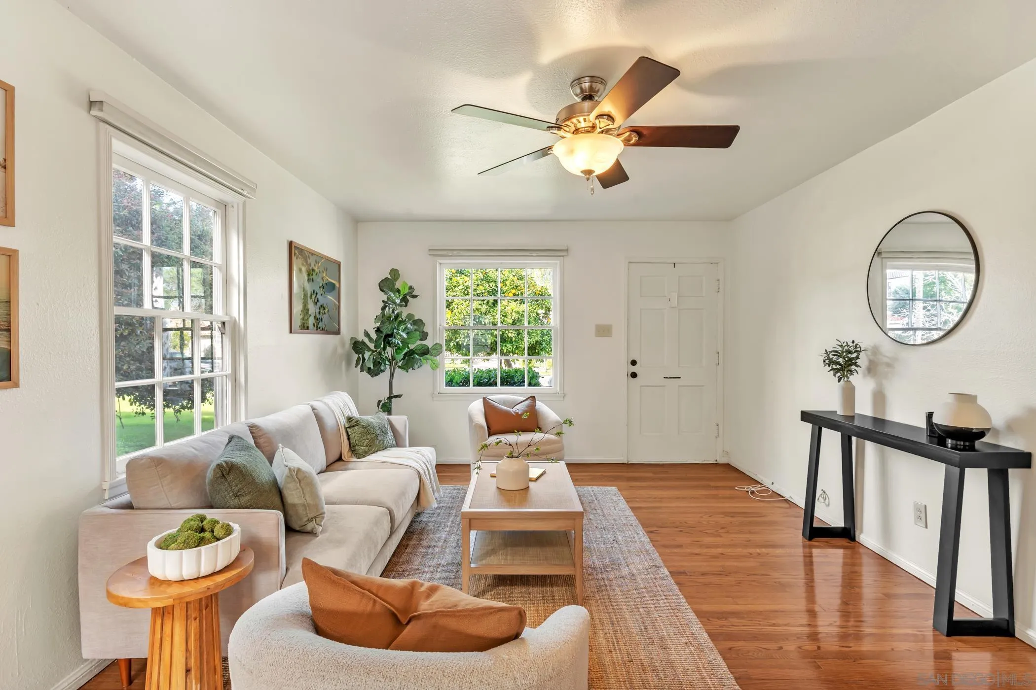 https://cdn.realtyfeed.com/cdn/127/260003579/42c2cb534577927ca003c7125d851c26.webp