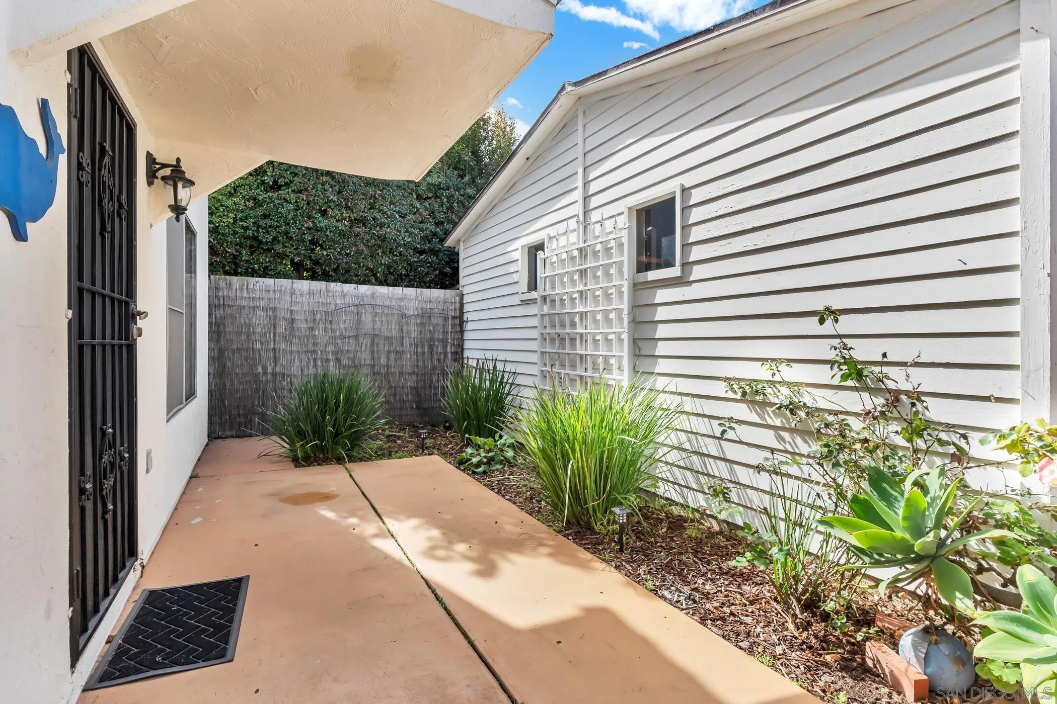 https://cdn.realtyfeed.com/cdn/127/260003579/659359c86b0a05d5dc29deaefaa38c64.webp