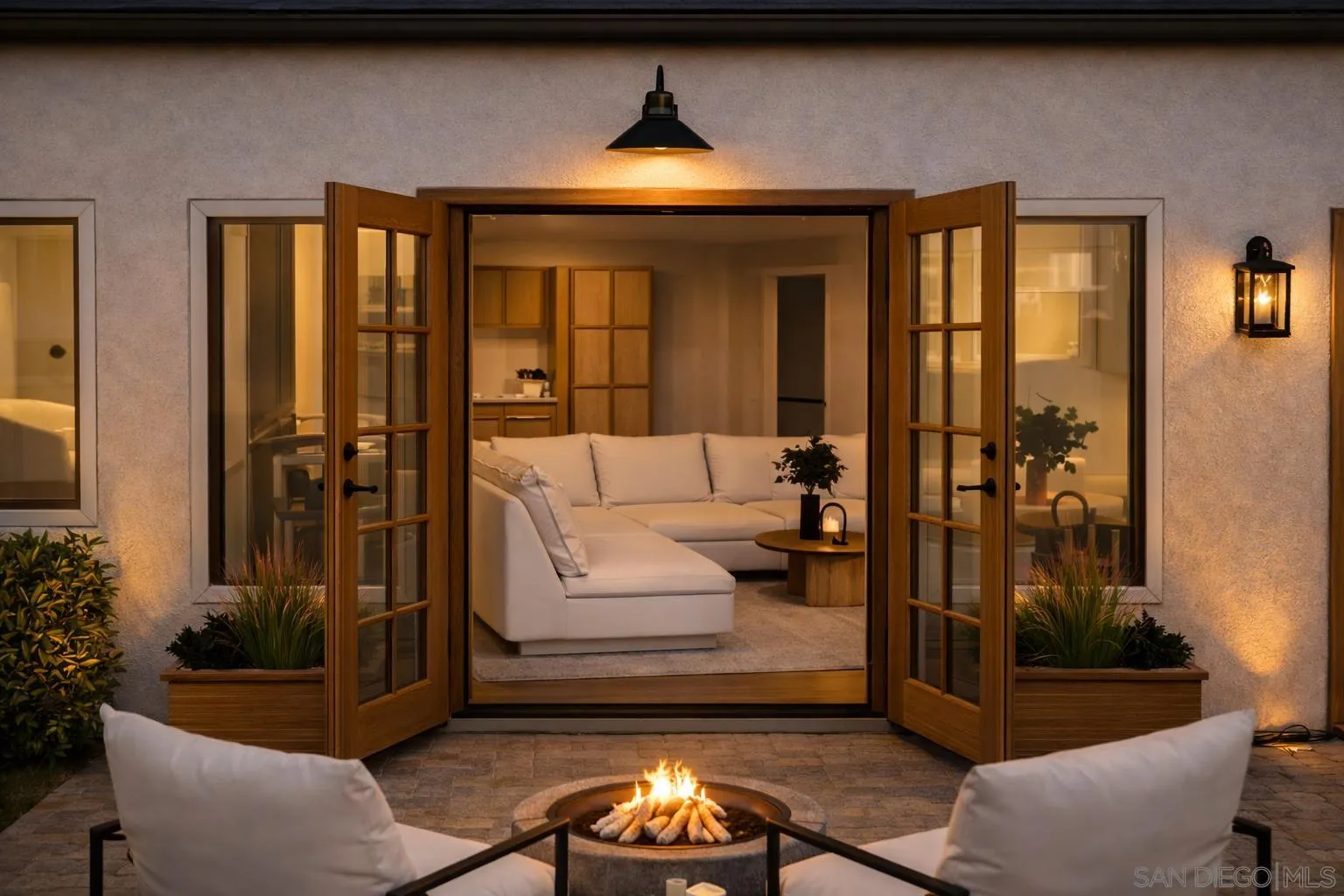 https://cdn.realtyfeed.com/cdn/127/260003581/0a17b5c32aad683761110d0dd055bd01.webp
