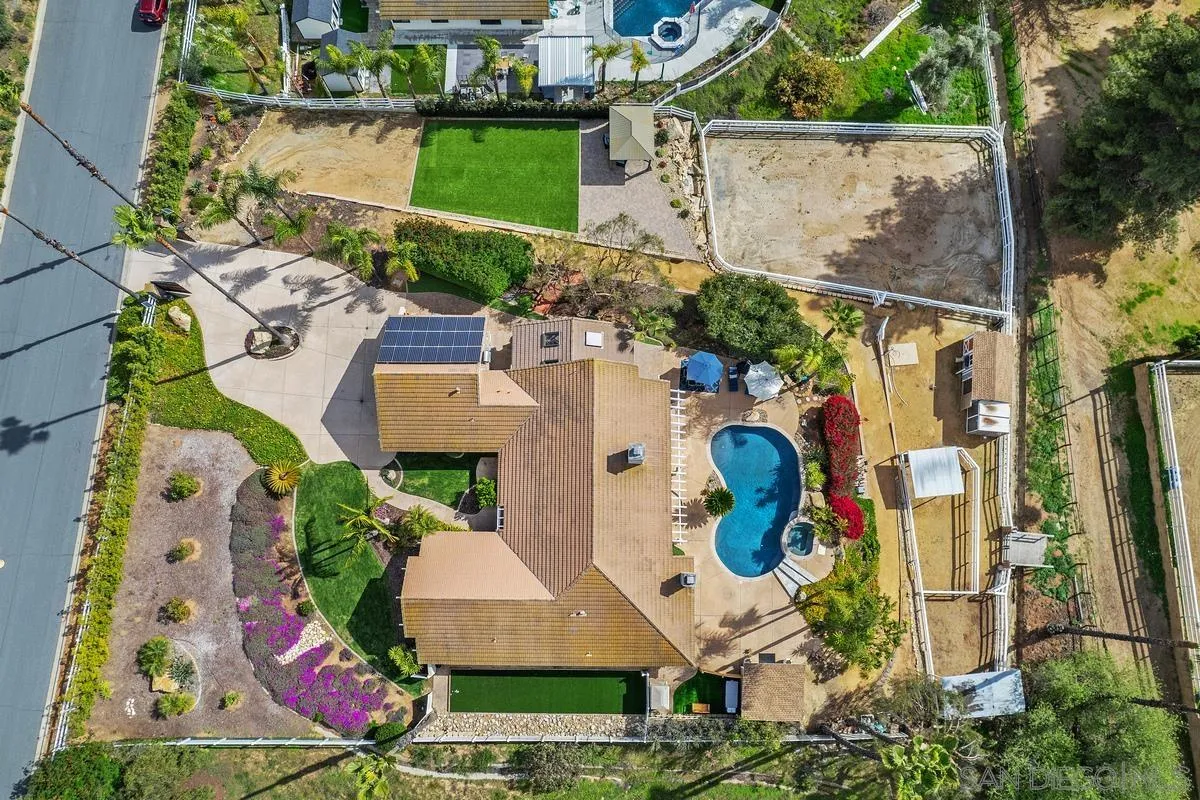https://cdn.realtyfeed.com/cdn/127/260003581/6c2e5555b335c889b69500b848a1fc9f.webp