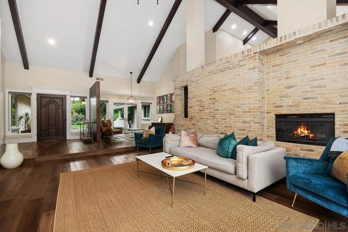 https://cdn.realtyfeed.com/cdn/127/260003581/e9999b3048471efb7a171289992273b5.webp