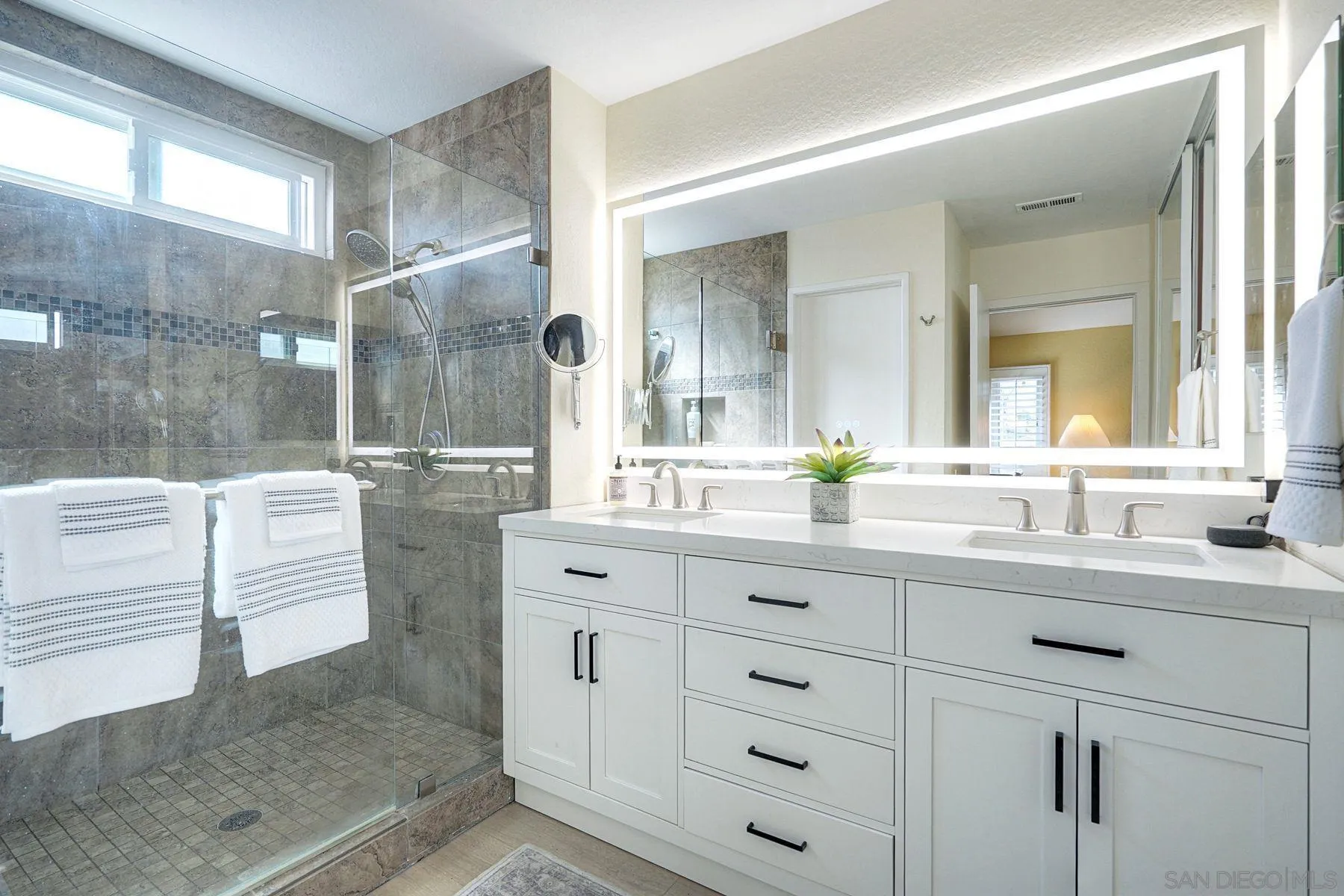 https://cdn.realtyfeed.com/cdn/127/260003582/01605015aefdc9525df6b363a262504c.webp