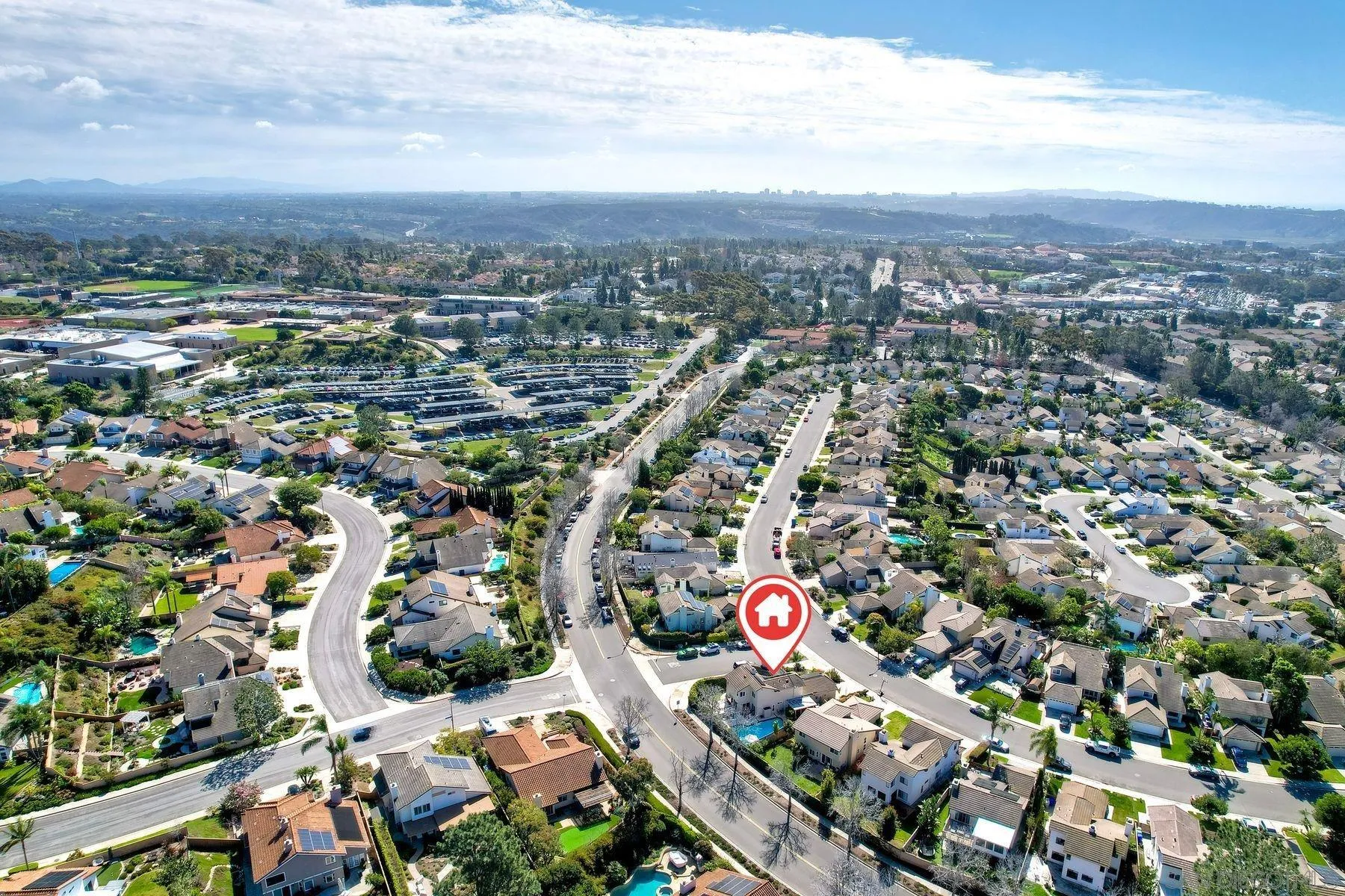 https://cdn.realtyfeed.com/cdn/127/260003582/1ac76c6407fe9a50b858d26d353367af.webp