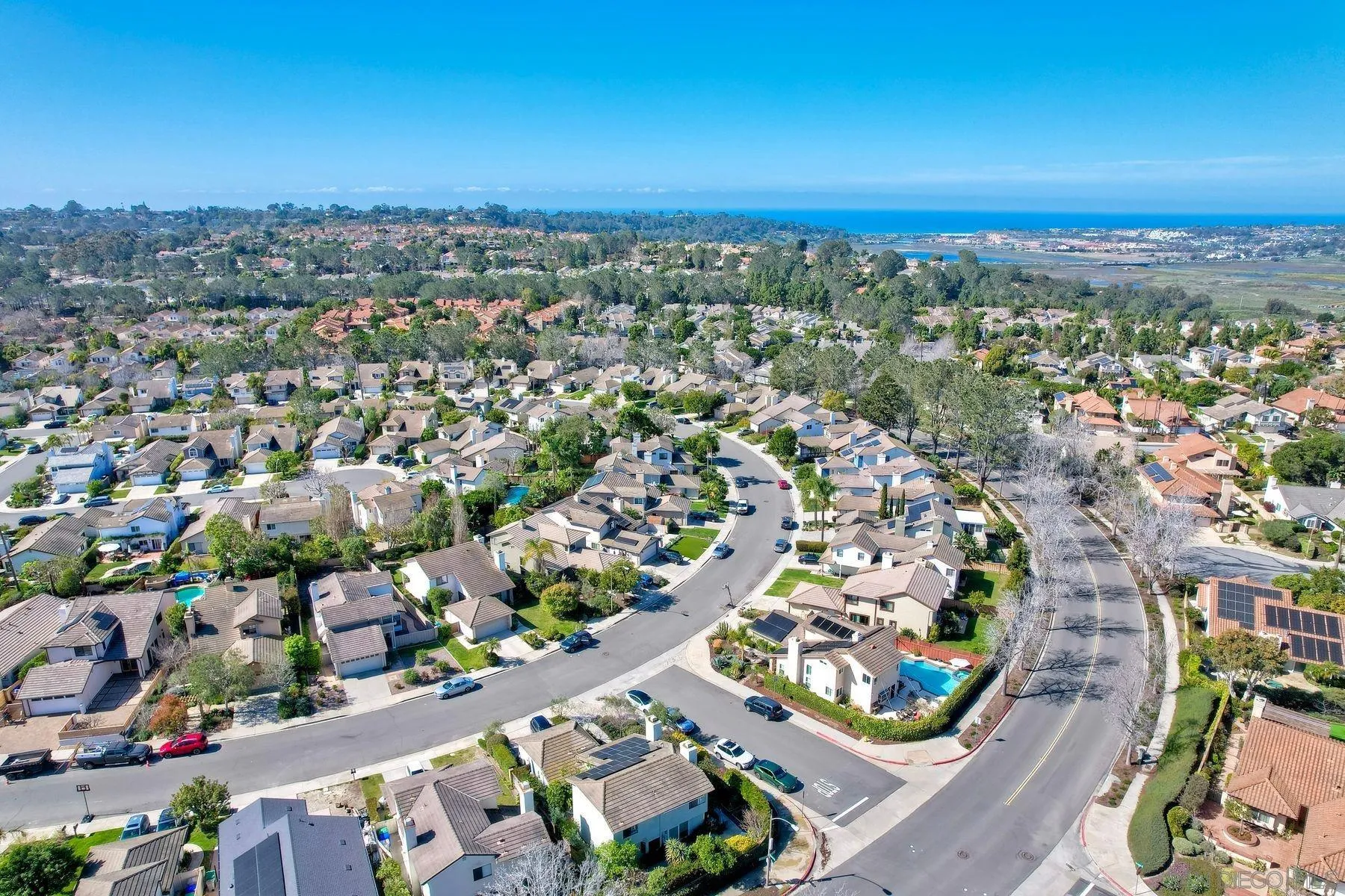 https://cdn.realtyfeed.com/cdn/127/260003582/470649588bc99390cff3f6e594a330ee.webp