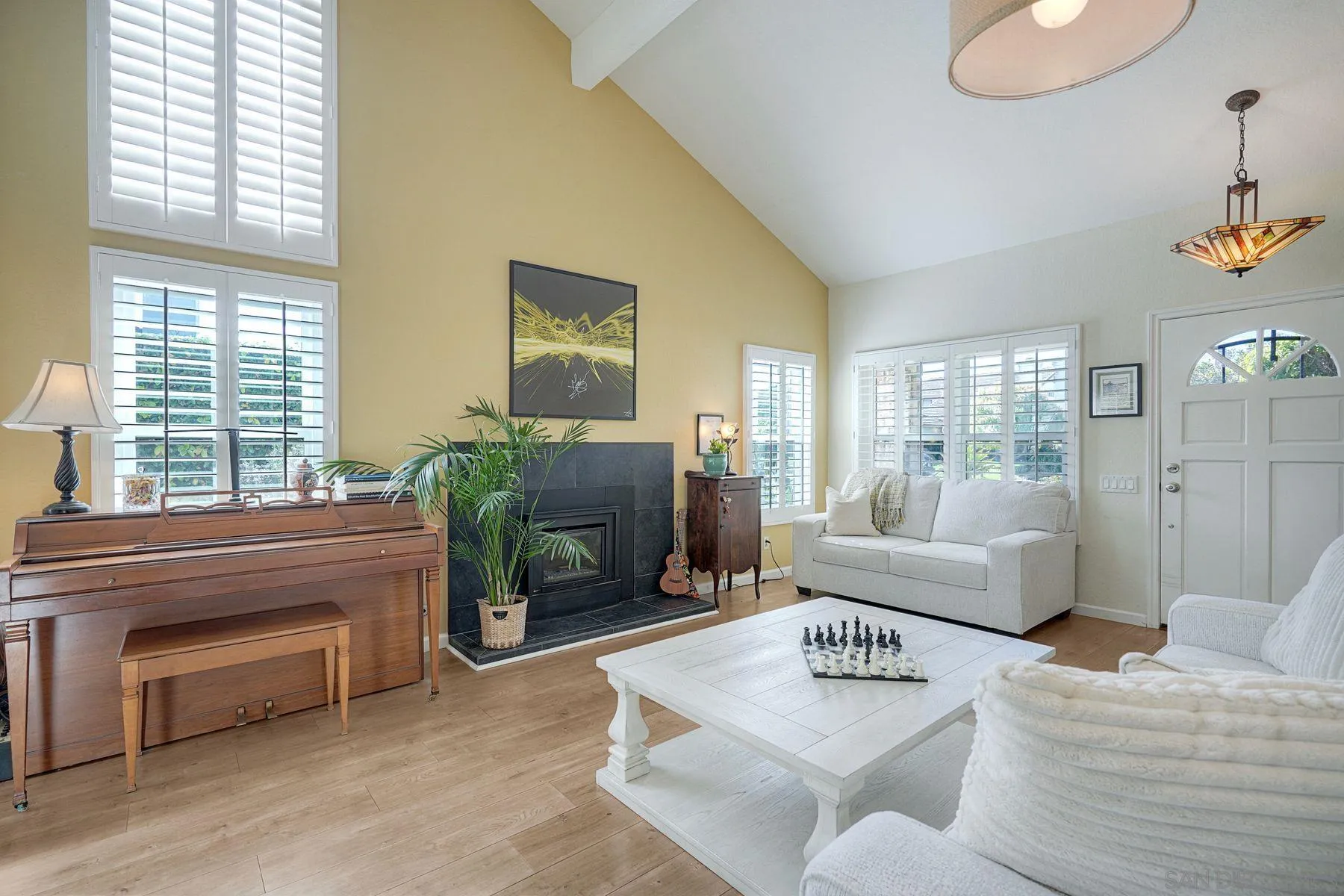 https://cdn.realtyfeed.com/cdn/127/260003582/b2f34676aeec756ba57f1ee07a504580.webp