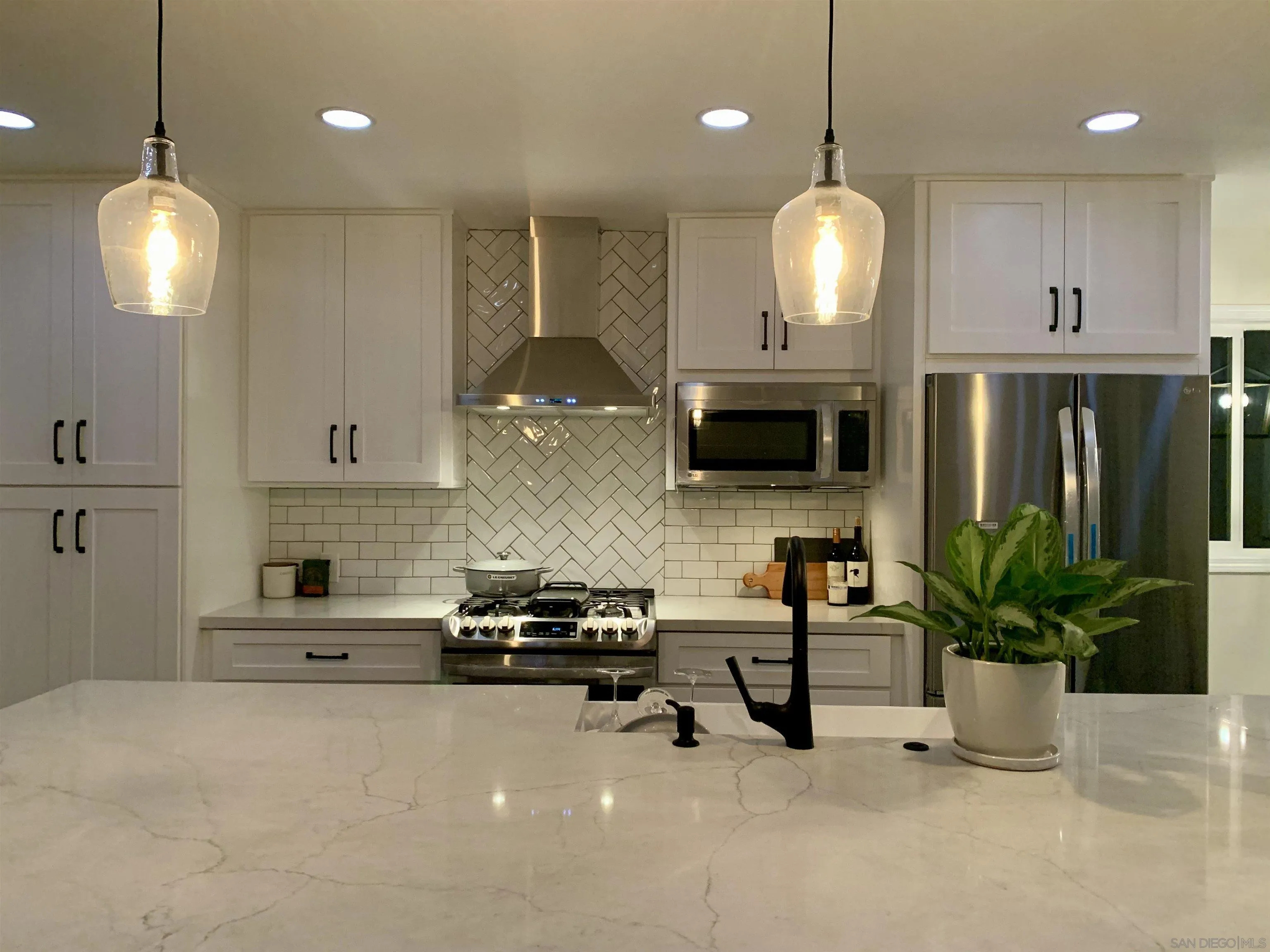 https://cdn.realtyfeed.com/cdn/127/260003590/92aa878c1addc0e7a380a2debf5aded4.webp