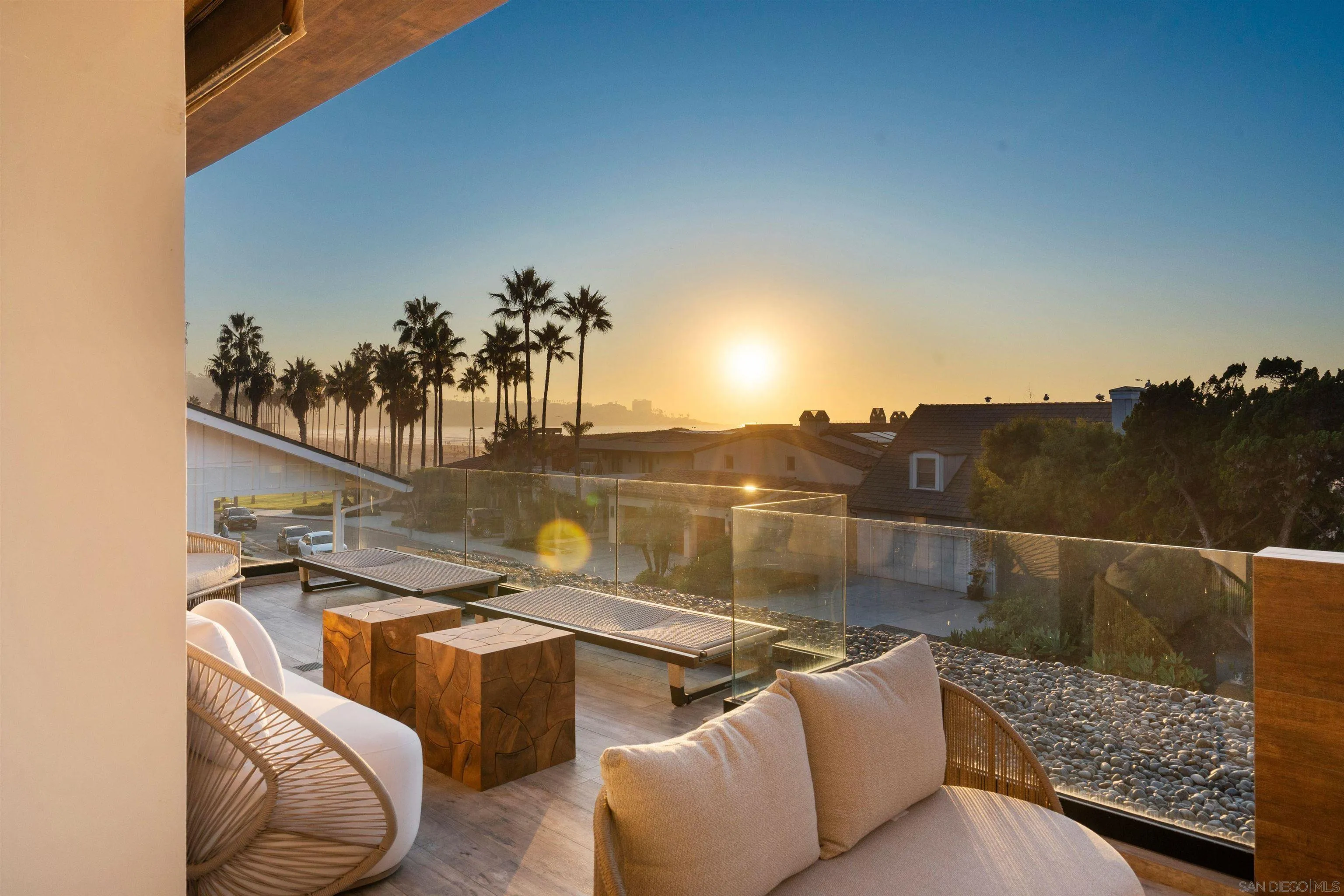 https://cdn.realtyfeed.com/cdn/127/260003591/453ae717858b448d5d5dc24447eba5f4.webp