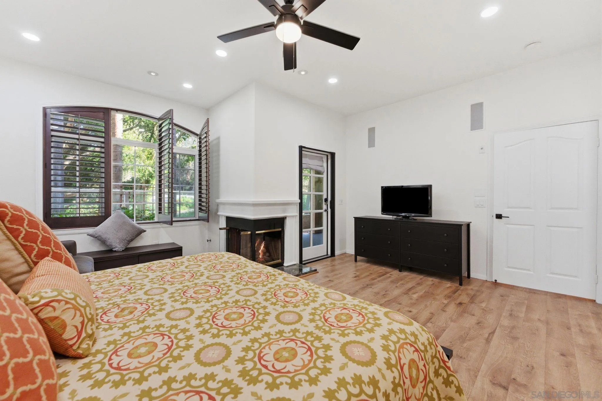 Photo #30: 260003594 Listing: Photo #30