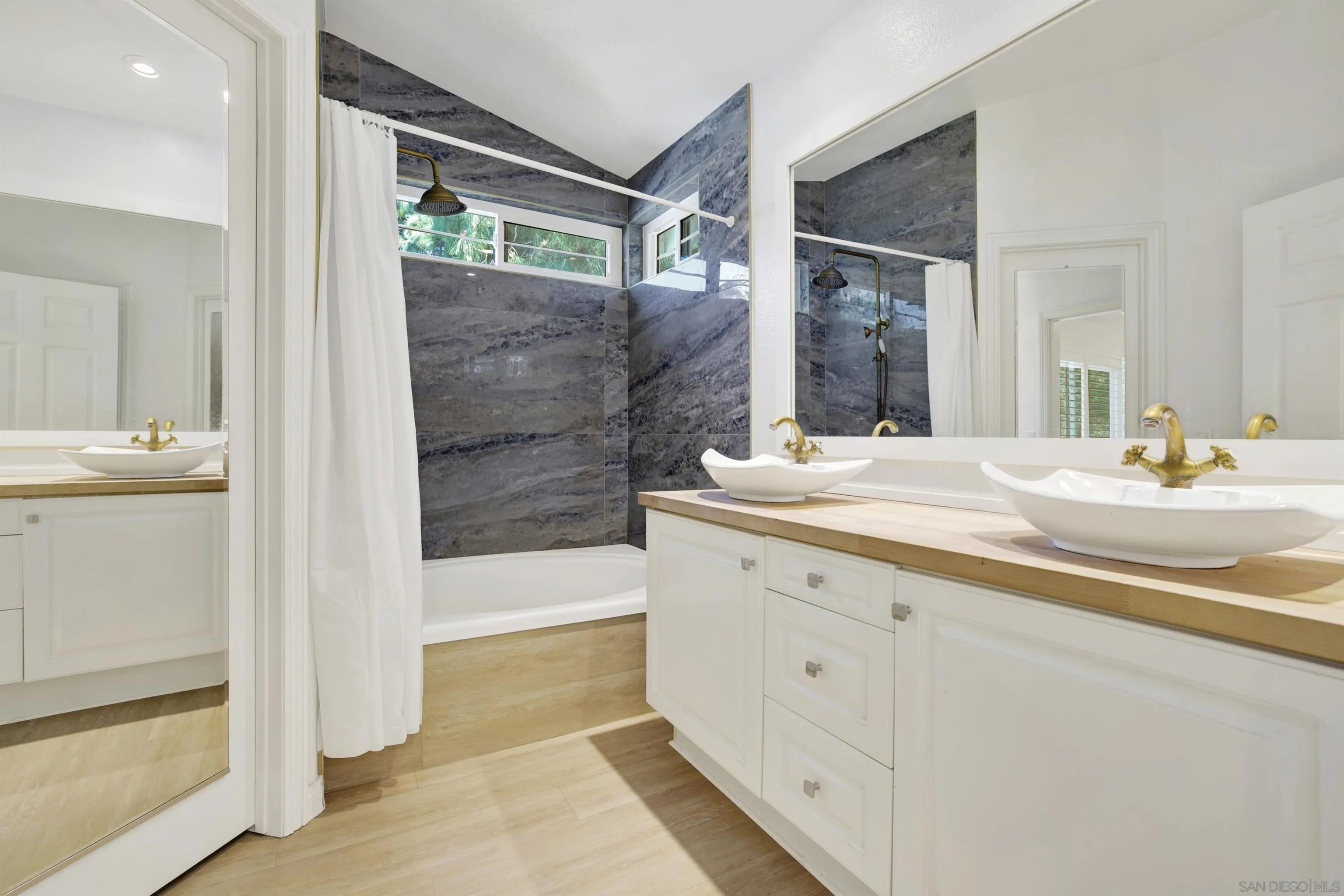 Photo #14: 260003595 Listing: Photo #14