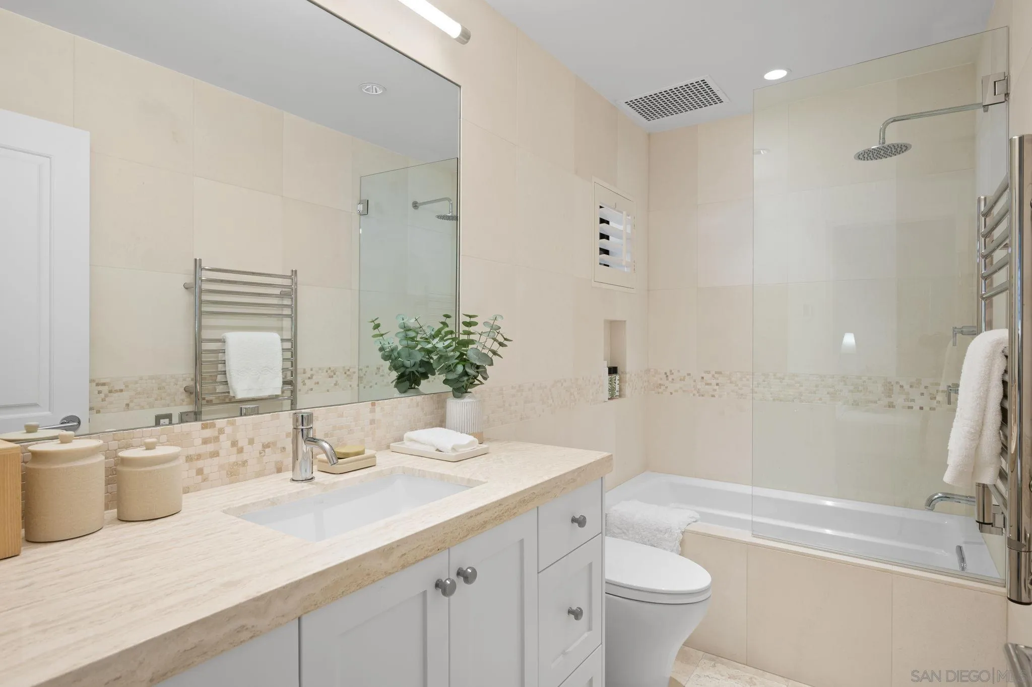 https://cdn.realtyfeed.com/cdn/127/260003600/436751b0e9718107421a1a19d53db554.webp