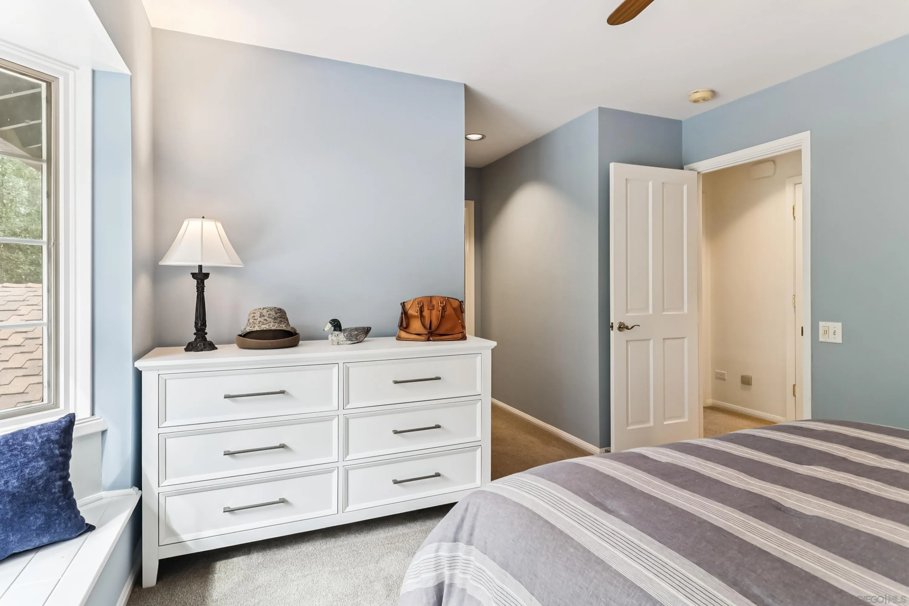 https://cdn.realtyfeed.com/cdn/127/260003601/2eb3202c20fafe095f486dd69c595719.webp