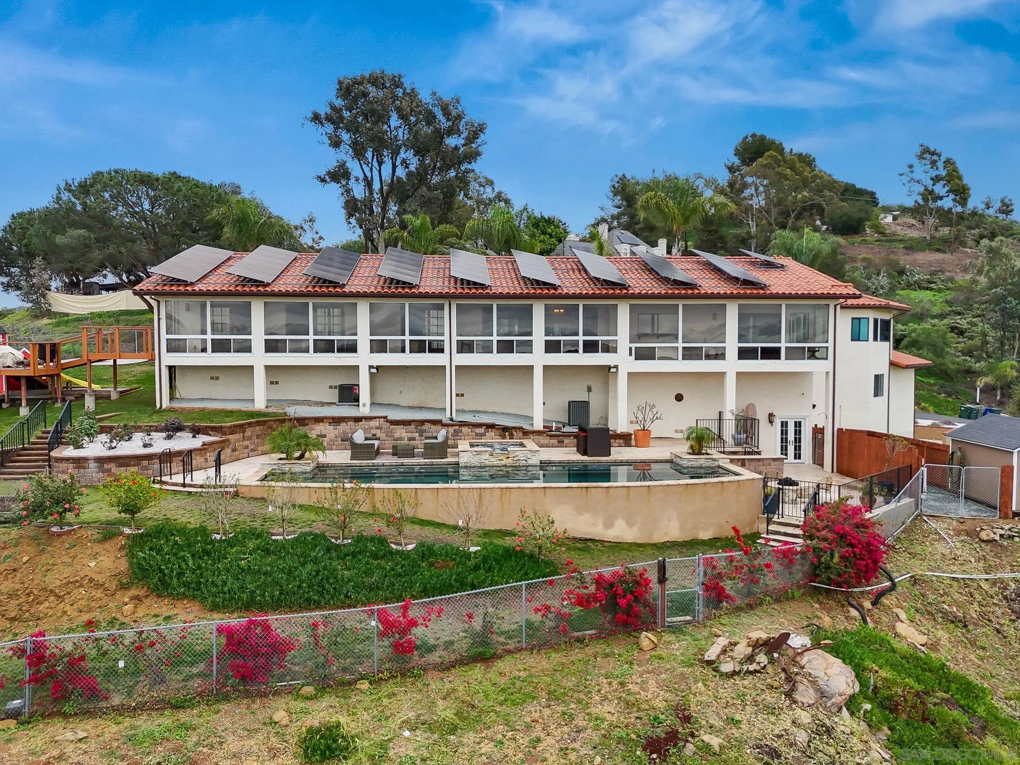 https://cdn.realtyfeed.com/cdn/127/260003607/823457b2b0b67b9ca7d94894f438a33d.webp