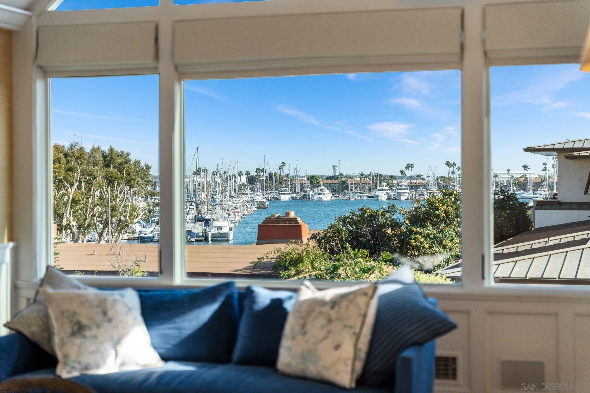https://cdn.realtyfeed.com/cdn/127/260003615/83f6bf1f907788e427a6adb41cf23b97.webp