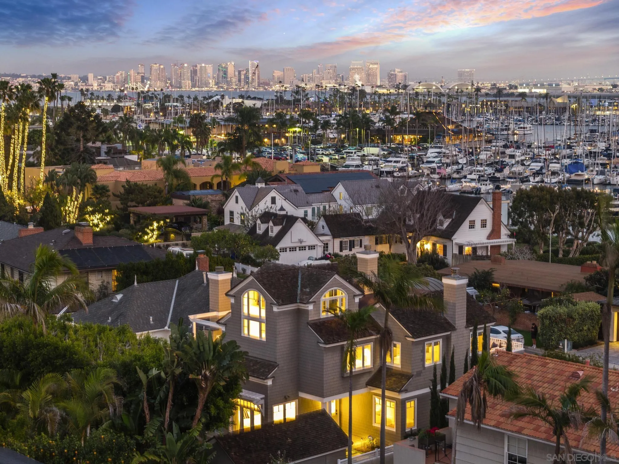 https://cdn.realtyfeed.com/cdn/127/260003615/9b3d5c721b0a2888bcf619bd218d0351.webp