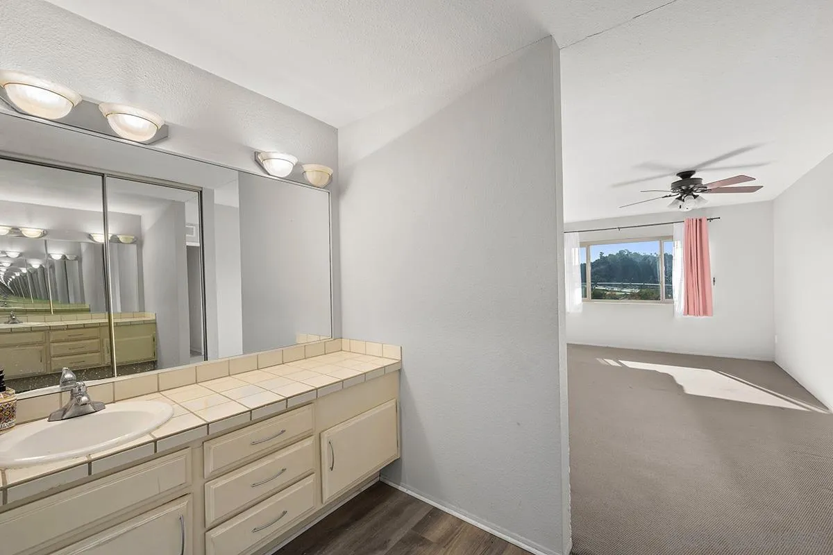 https://cdn.realtyfeed.com/cdn/127/260003618/da72f858dc9cfd8f559f82cca17ef671.webp