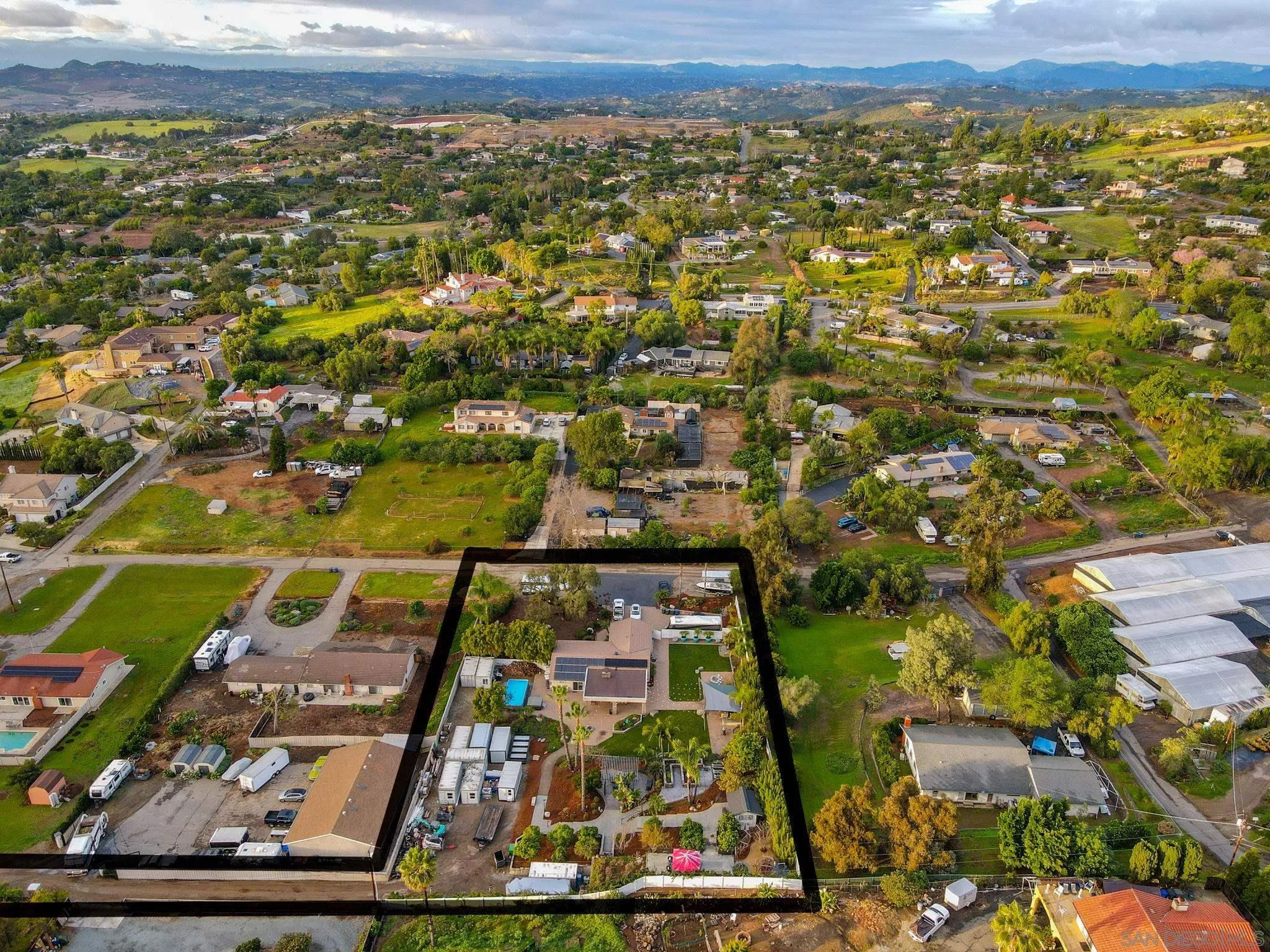 https://cdn.realtyfeed.com/cdn/127/260003620/ac90ba697681f171004ac0a40b2635d5.webp