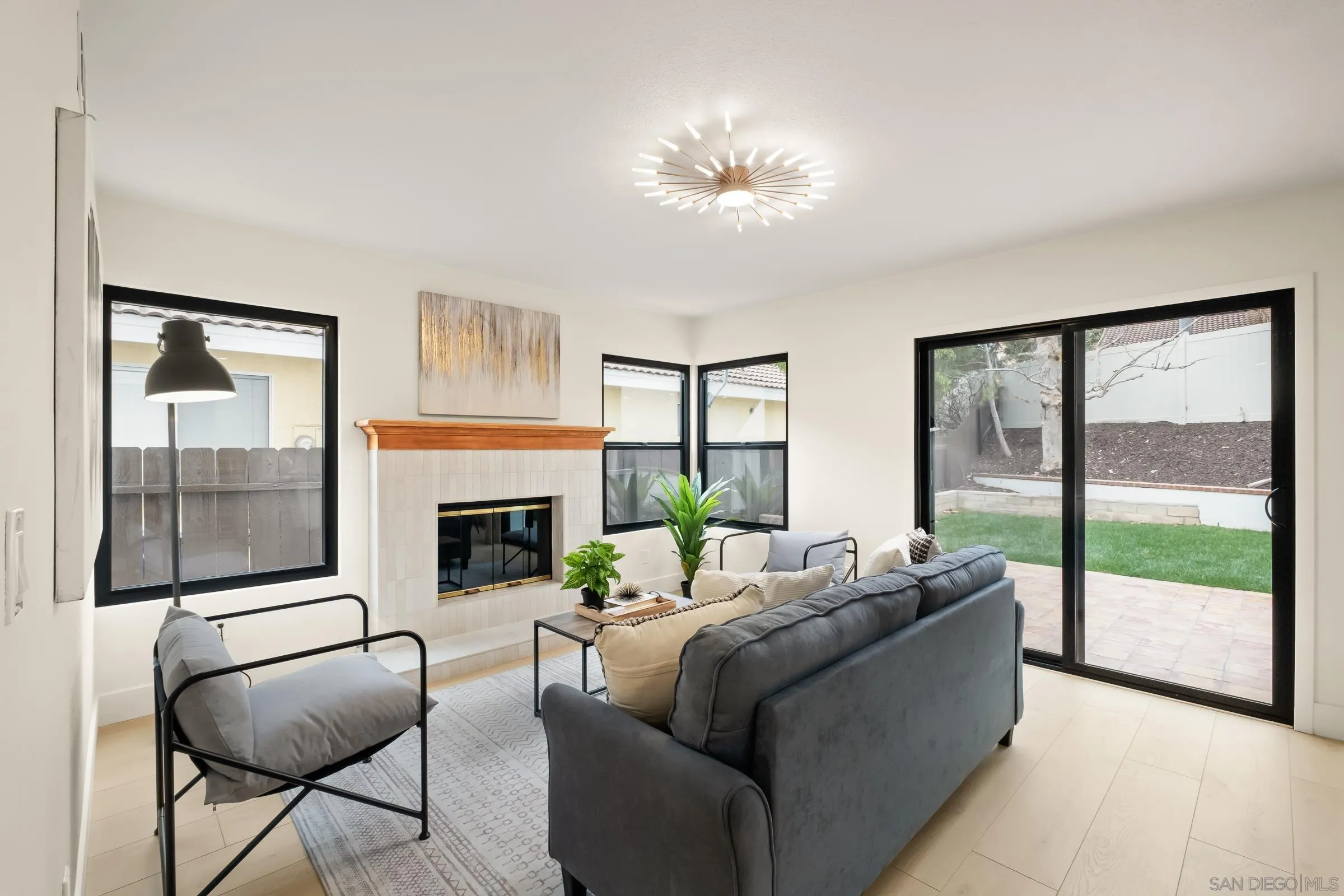 https://cdn.realtyfeed.com/cdn/127/260003622/afc2704c477b96fb5eb673187f9732da.webp