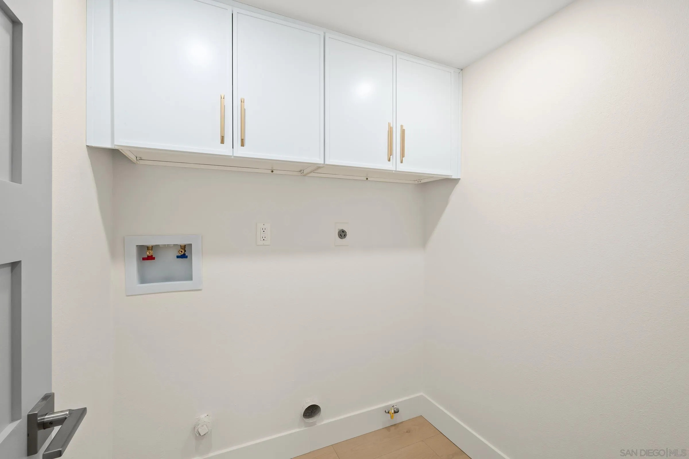 https://cdn.realtyfeed.com/cdn/127/260003622/ca839671ce12a1d3708334cf8f04508e.webp