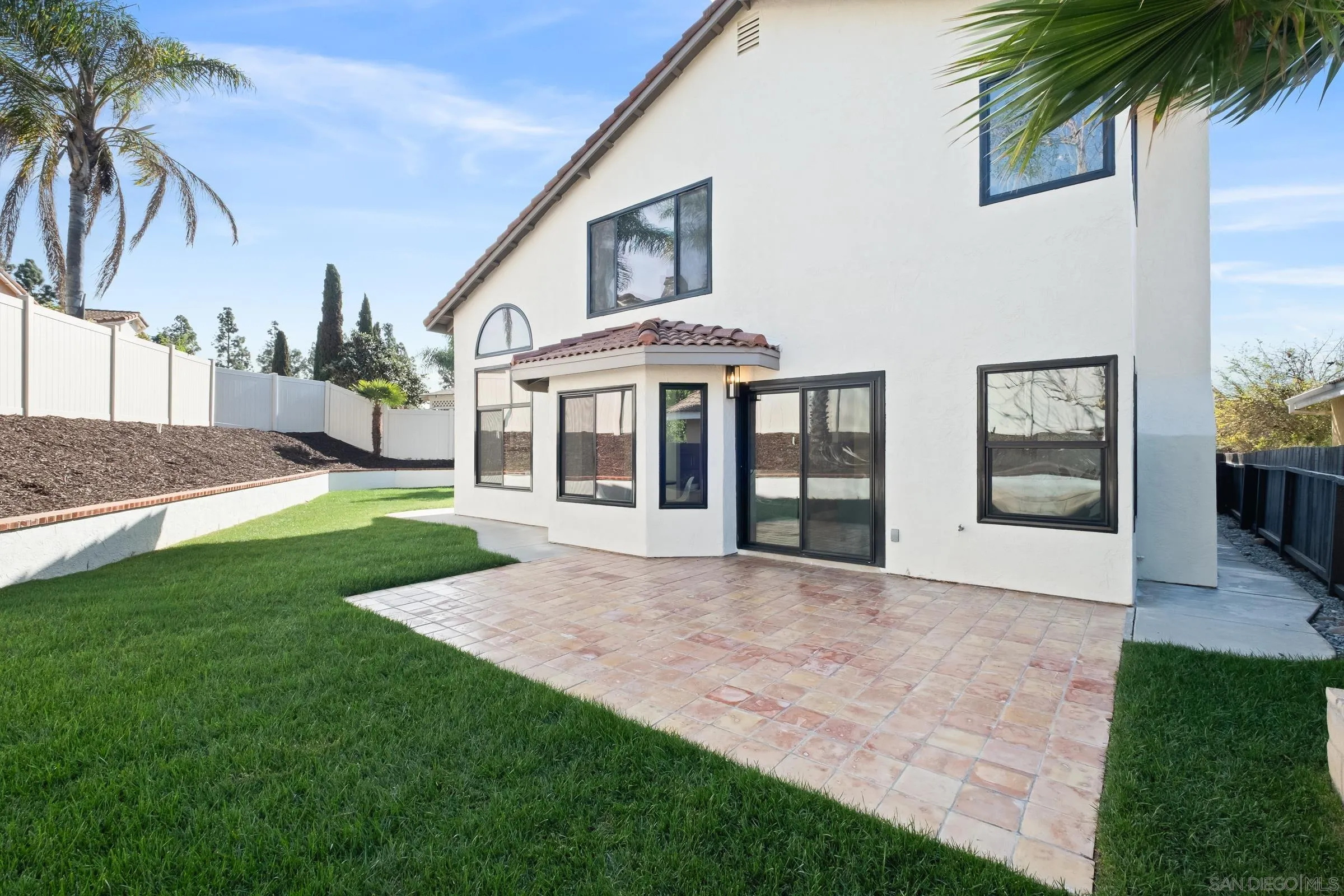 https://cdn.realtyfeed.com/cdn/127/260003622/e2373cbcfc07b2d3c63baaa5ca9ccda0.webp