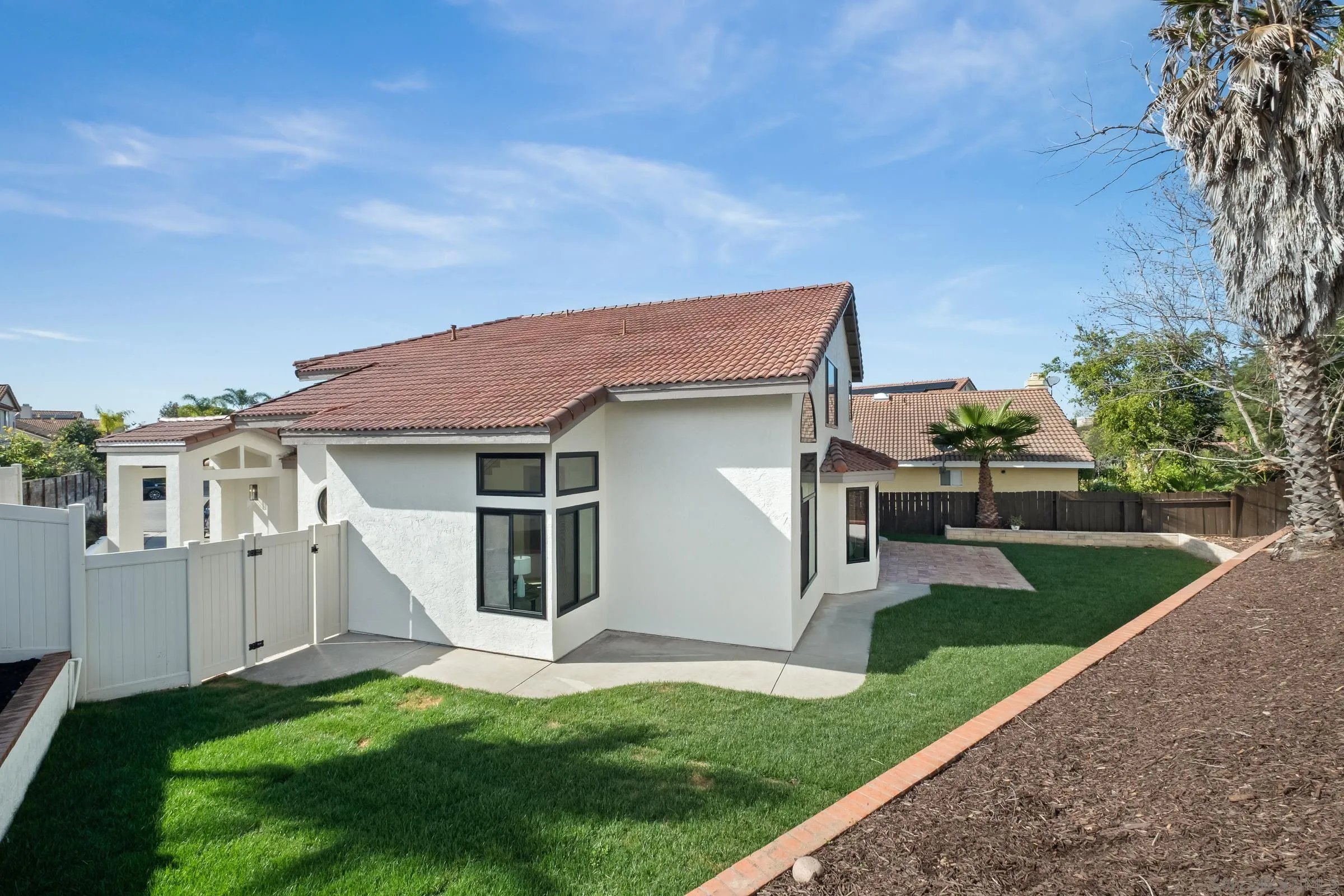 https://cdn.realtyfeed.com/cdn/127/260003622/fee63f1deba13bfc6878fbd4ff1ad856.webp