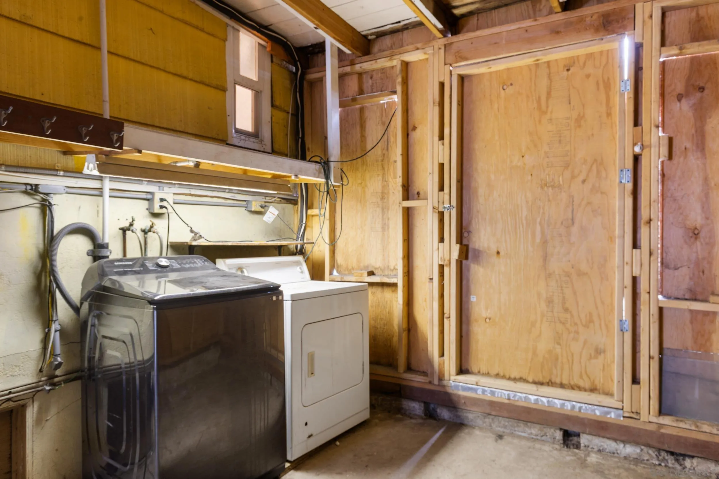 https://cdn.realtyfeed.com/cdn/127/260003623/4a9249e22a836314989da6782833b0b7.webp