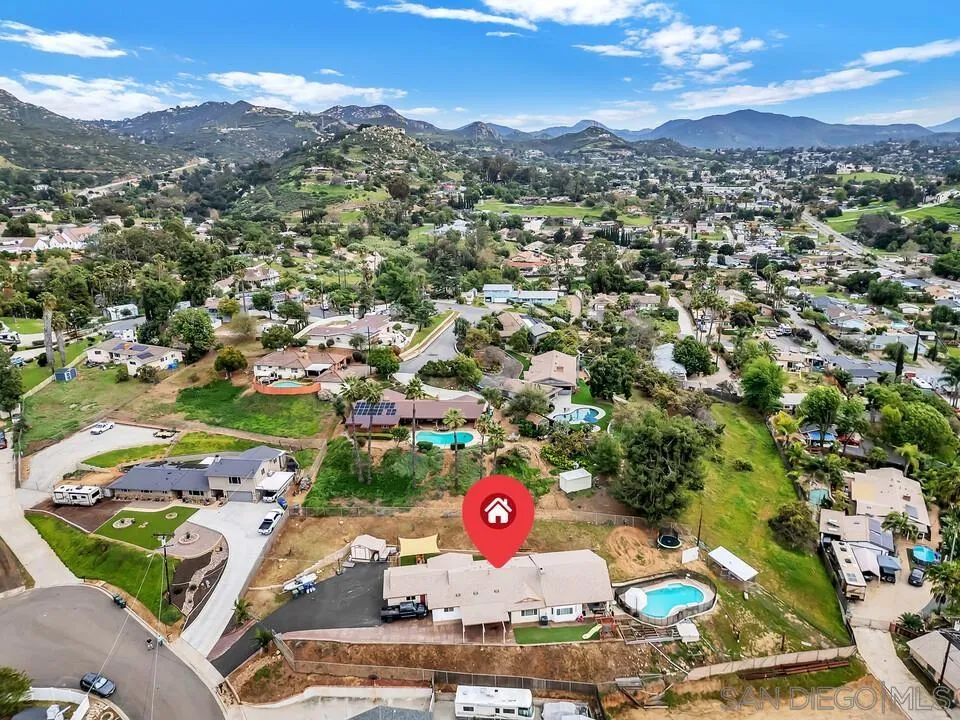 https://cdn.realtyfeed.com/cdn/127/260003625/3a93c3e4572ef4d690d95361f66b0194.webp