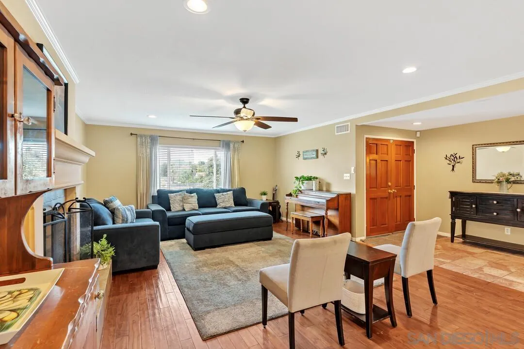 1255 Bermuda Pl, El Cajon, CA 92021