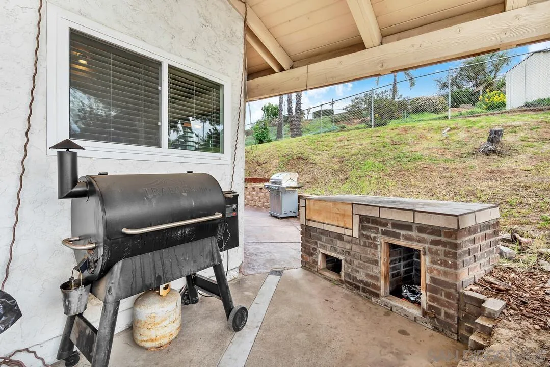 1255 Bermuda Pl, El Cajon, CA 92021