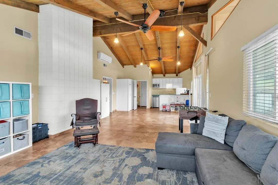 1255 Bermuda Pl, El Cajon, CA 92021