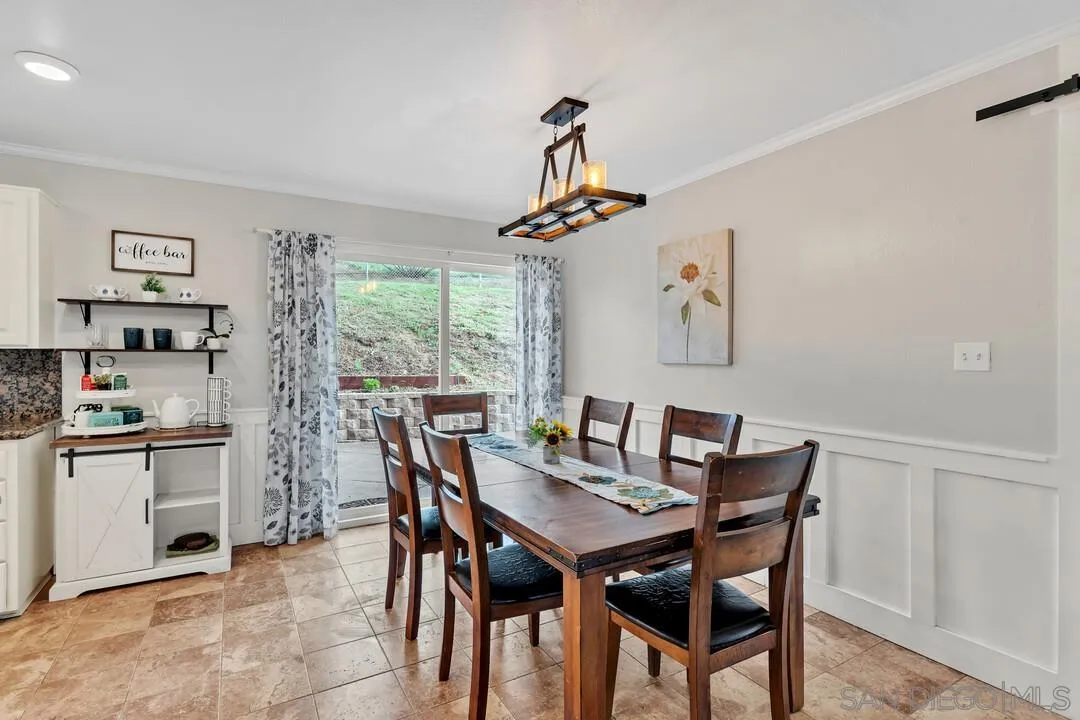 1255 Bermuda Pl, El Cajon, CA 92021