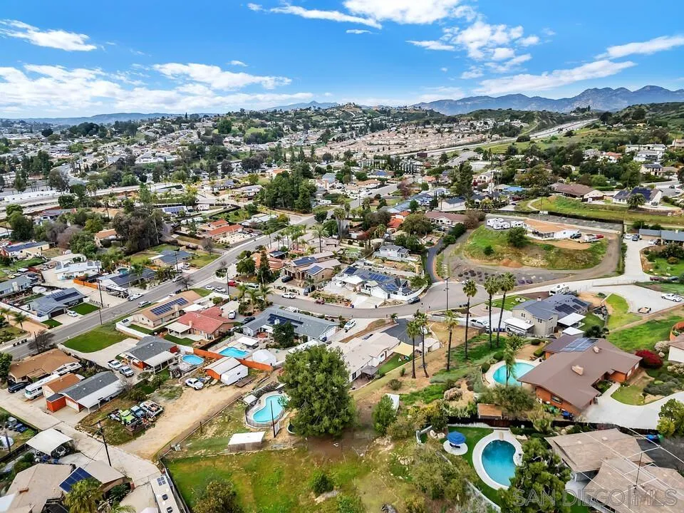 1255 Bermuda Pl, El Cajon, CA 92021
