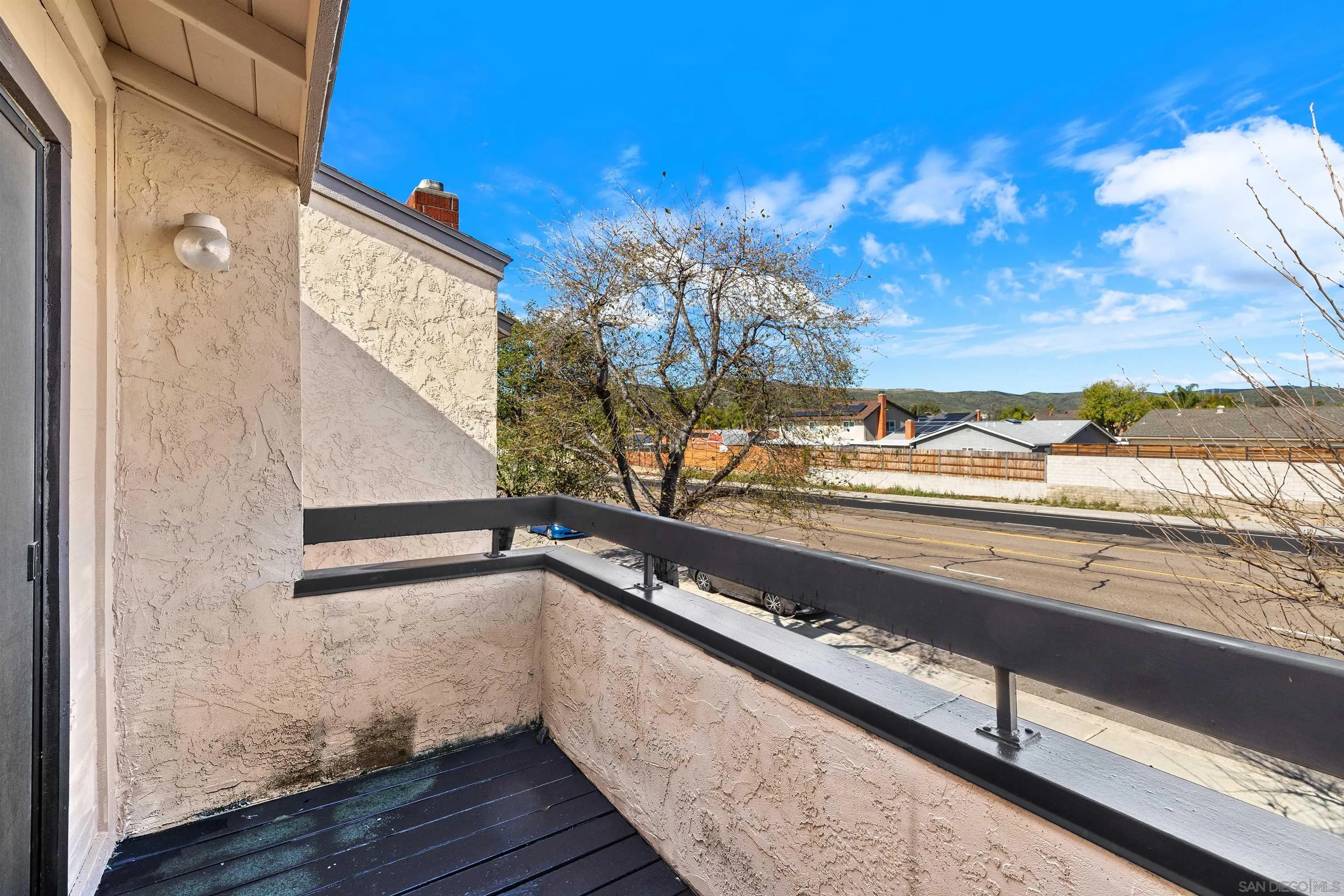 https://cdn.realtyfeed.com/cdn/127/260003626/8f76ba8e2743876b270fbbb3ed77d301.webp