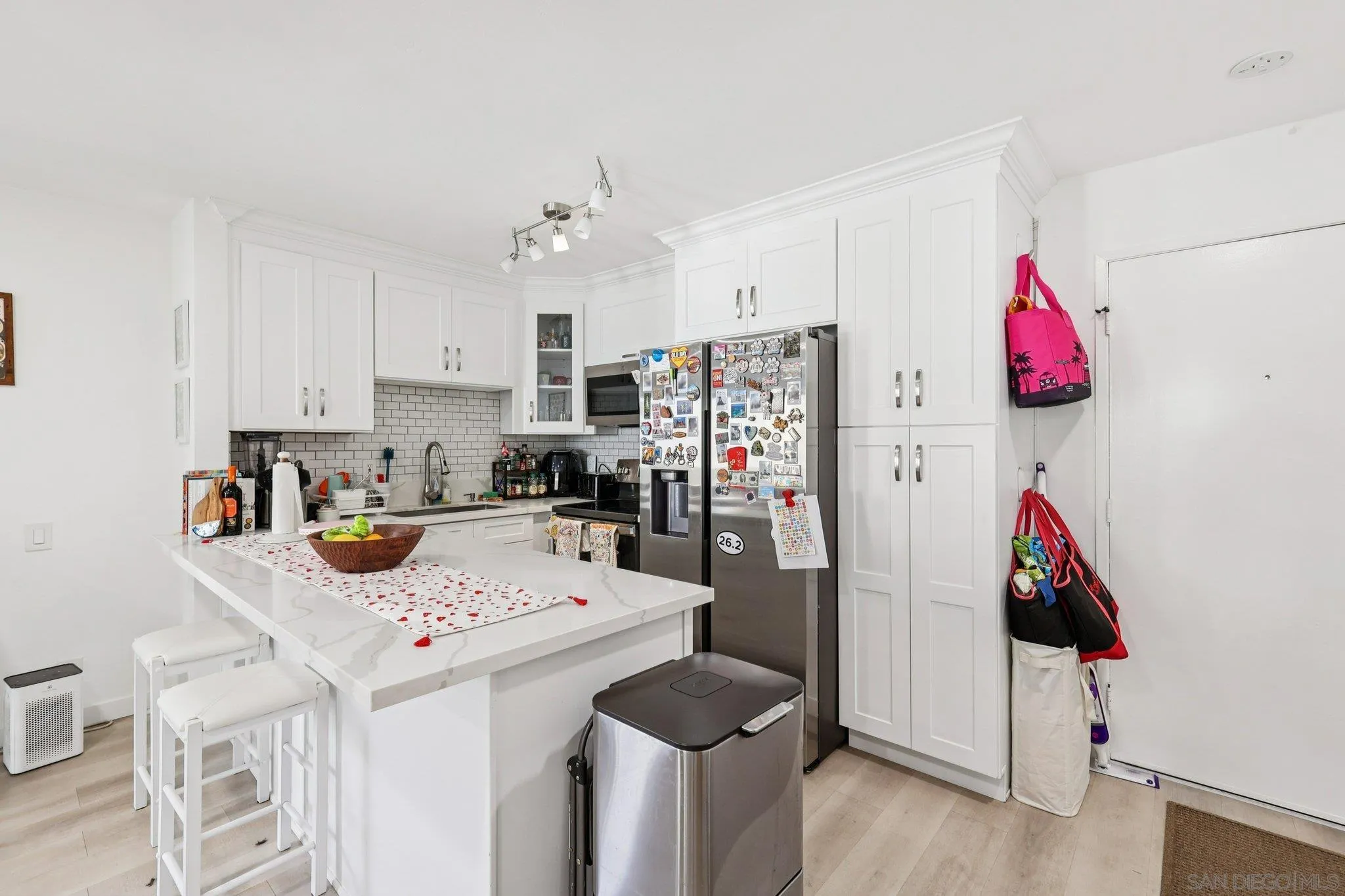 Photo #2: 260003634 Listing: Photo #2