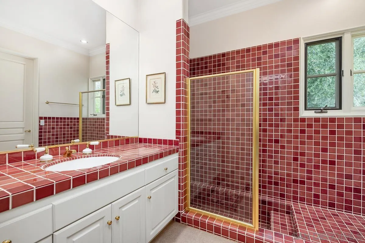 https://cdn.realtyfeed.com/cdn/127/260003635/2bdf6a86ef965c92dd732740ca138515.webp