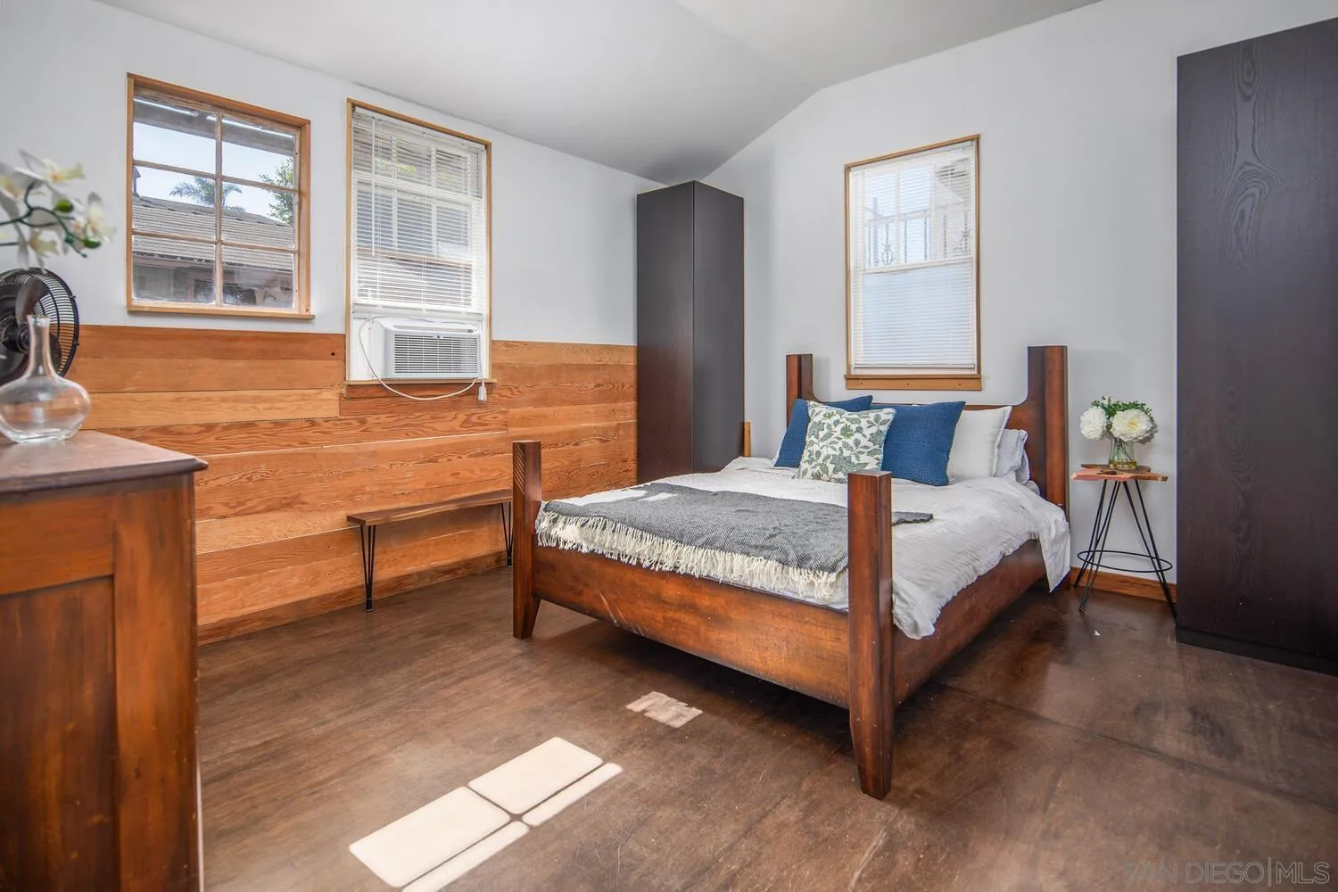 https://cdn.realtyfeed.com/cdn/127/260003636/d19da27766c8b0e3b1c1c78086e8c4de.webp
